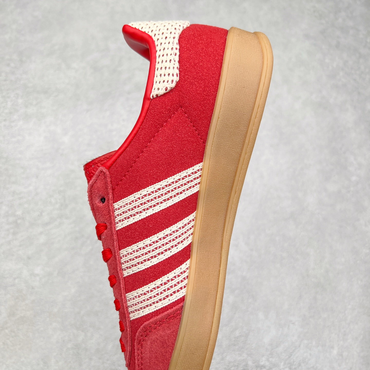 图片[7]-AD Gazelle Indoor Trainers 羚羊内训系列低帮复古百搭休闲运动德训风板鞋 JI2756 90年代经典的复刻版！自60年代以足球训练鞋面世以来,Gazelle就以其经典设计席卷全球。1991年版本的复刻,再造经典Gazelle。采用皮革打造,搭配浊色细节,让这款经典更加简约。尺码：36 36⅔ 37⅓ 38 38⅔ 39⅓ 40 40⅔ 41⅓ 42 42⅔ 43⅓ 44⅓ 44⅔ 45-选品中心