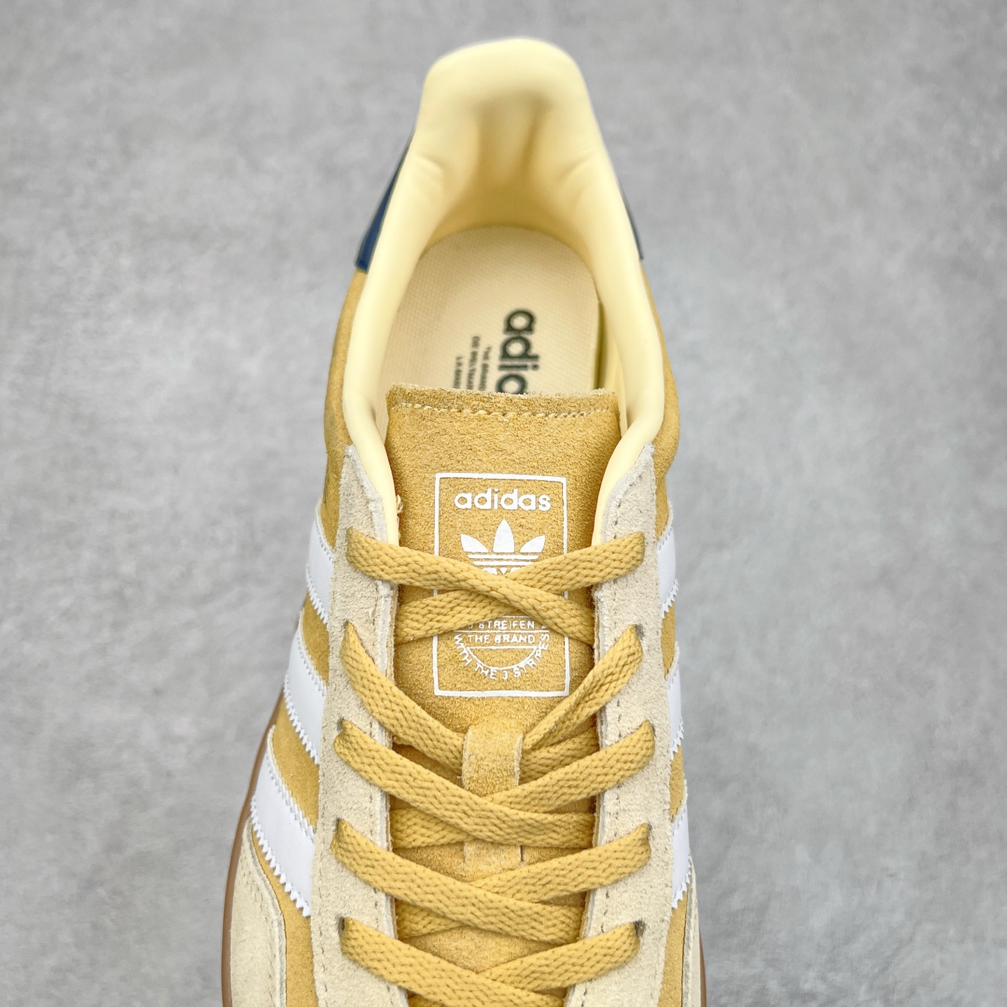 图片[5]-AD Gazelle Indoor Trainers 羚羊内训系列低帮复古百搭休闲运动德训风板鞋 JI3523 90年代经典的复刻版！自60年代以足球训练鞋面世以来,Gazelle就以其经典设计席卷全球。1991年版本的复刻,再造经典Gazelle。采用皮革打造,搭配浊色细节,让这款经典更加简约。尺码：36 36⅔ 37⅓ 38 38⅔ 39⅓ 40 40⅔ 41⅓ 42 42⅔ 43⅓ 44⅓ 44⅔ 45-选品中心