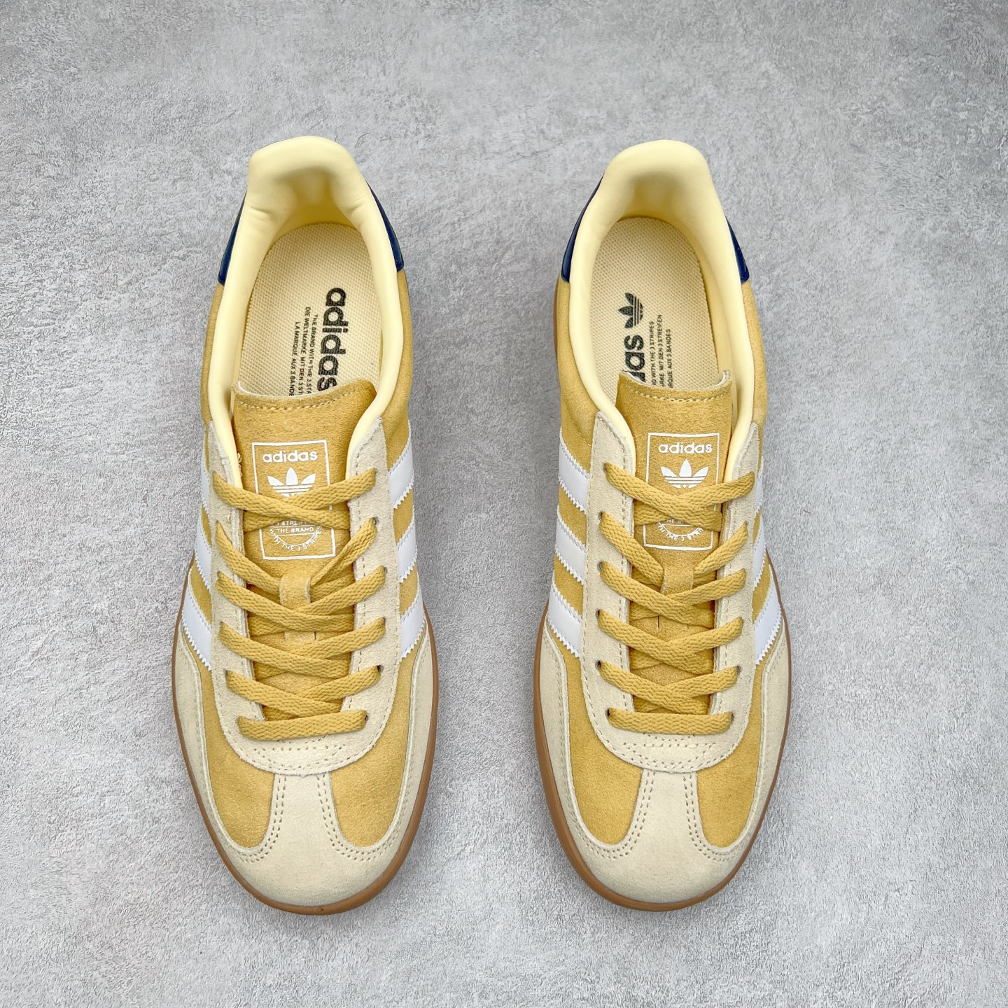 图片[2]-AD Gazelle Indoor Trainers 羚羊内训系列低帮复古百搭休闲运动德训风板鞋 JI3523 90年代经典的复刻版！自60年代以足球训练鞋面世以来,Gazelle就以其经典设计席卷全球。1991年版本的复刻,再造经典Gazelle。采用皮革打造,搭配浊色细节,让这款经典更加简约。尺码：36 36⅔ 37⅓ 38 38⅔ 39⅓ 40 40⅔ 41⅓ 42 42⅔ 43⅓ 44⅓ 44⅔ 45-选品中心