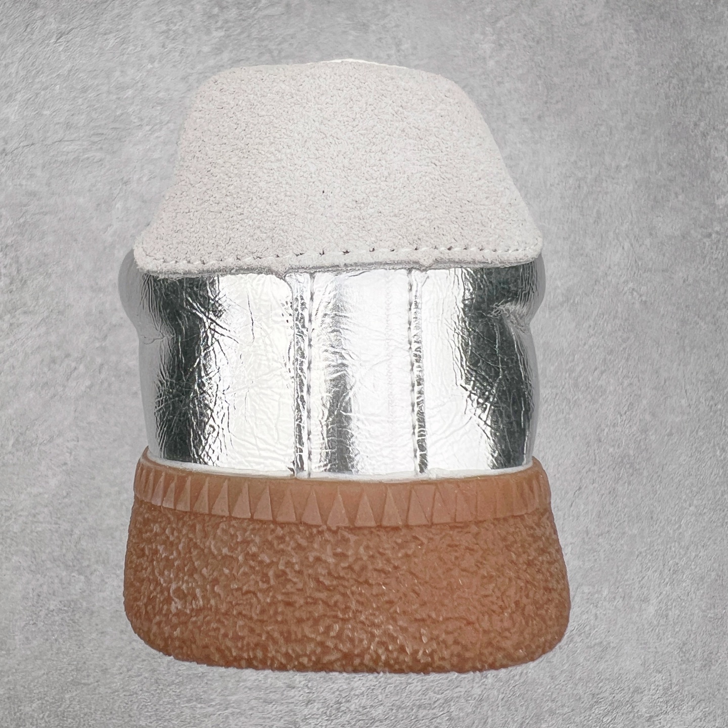 图片[8]-GG-CC赵露思同款德训鞋 广东大厂品质 明星同款 最流行的手工德训鞋 一年四季都能穿 打造摩登而又不受时尚趋势左右的经典款式 上脚体验一下完美的质感和偏秀气GGCC的鞋型保证能征服像你一样的小可爱 翻毛皮完美拼接 鞋底采用防滑橡胶大底 轻松驾驭正装休闲装 超级网红爆款 经典超值百搭 尺码：35 36 37 38 39 40 41 42 43 44-选品中心