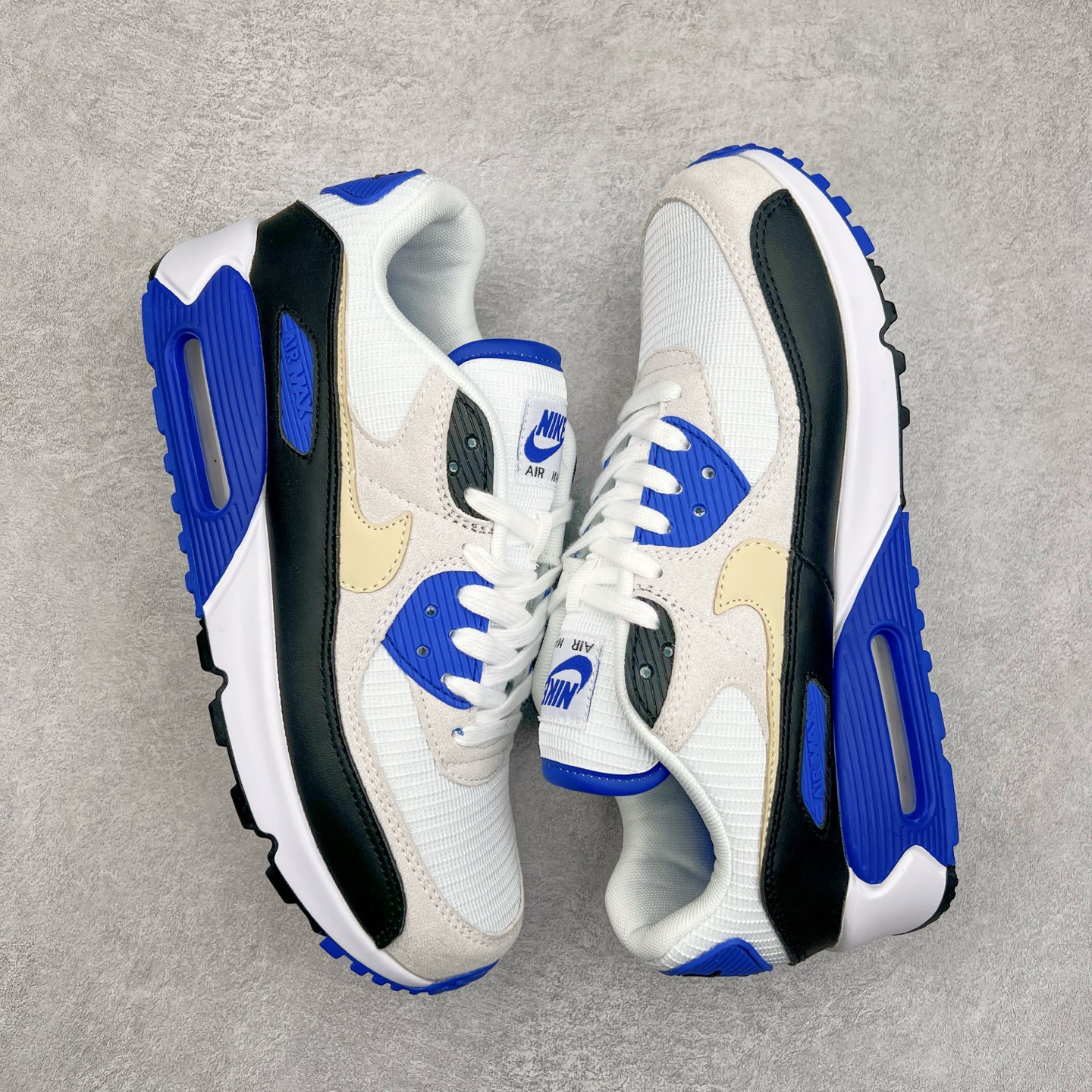 图片[3]-＃MX版 NK Air MAX 90 气垫复古减震跑步鞋 HF3449-100 经典重温 独家陆续补货 外单专供大厂出品 品质稳定 一百余色 终端操作 Air Max 90于1990年推出 来自Air Max系列 在Air Max 1的基础上改进而得 增加了气垫面积 外型上也更为流线 最特別的就是加入了菱纹塑胶嵌板 为Air Max 90增添了许多潮流气息 皮革鞋面 造就出色耐穿性和支撑力 Max Air缓震配置搭配泡棉中底 令Air Max 90轻盈而舒适 华夫格橡胶外底 铸就Air Max 90非凡的抓地力 而Air Max 90不仅是一双跑鞋 它成功跨越了时间的演进 成为了球鞋文化与潮流圈中最熟为人知的鞋款之一 尺码：36 36.5 37.5 38 38.5 39 40 40.5 41 42 42.5 43 44 44.5 45-选品中心