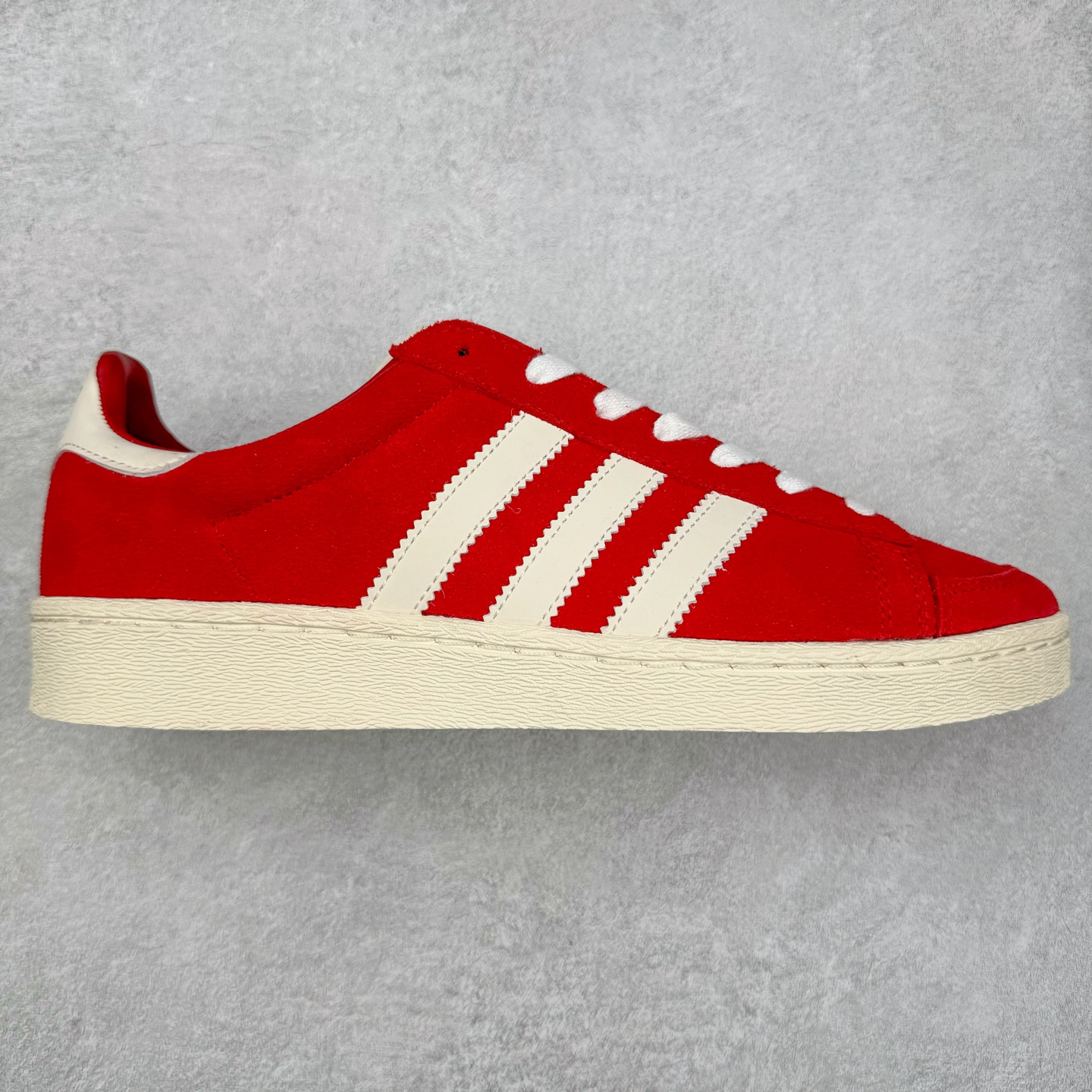 AD Originals JABBAR LO 01 休闲舒适防滑耐磨低帮板鞋 JI3431 尺码:36 36.5 37.5 38 38.5 39 40 40.5 41 42 42.5 43 44 44.5 45-选品中心