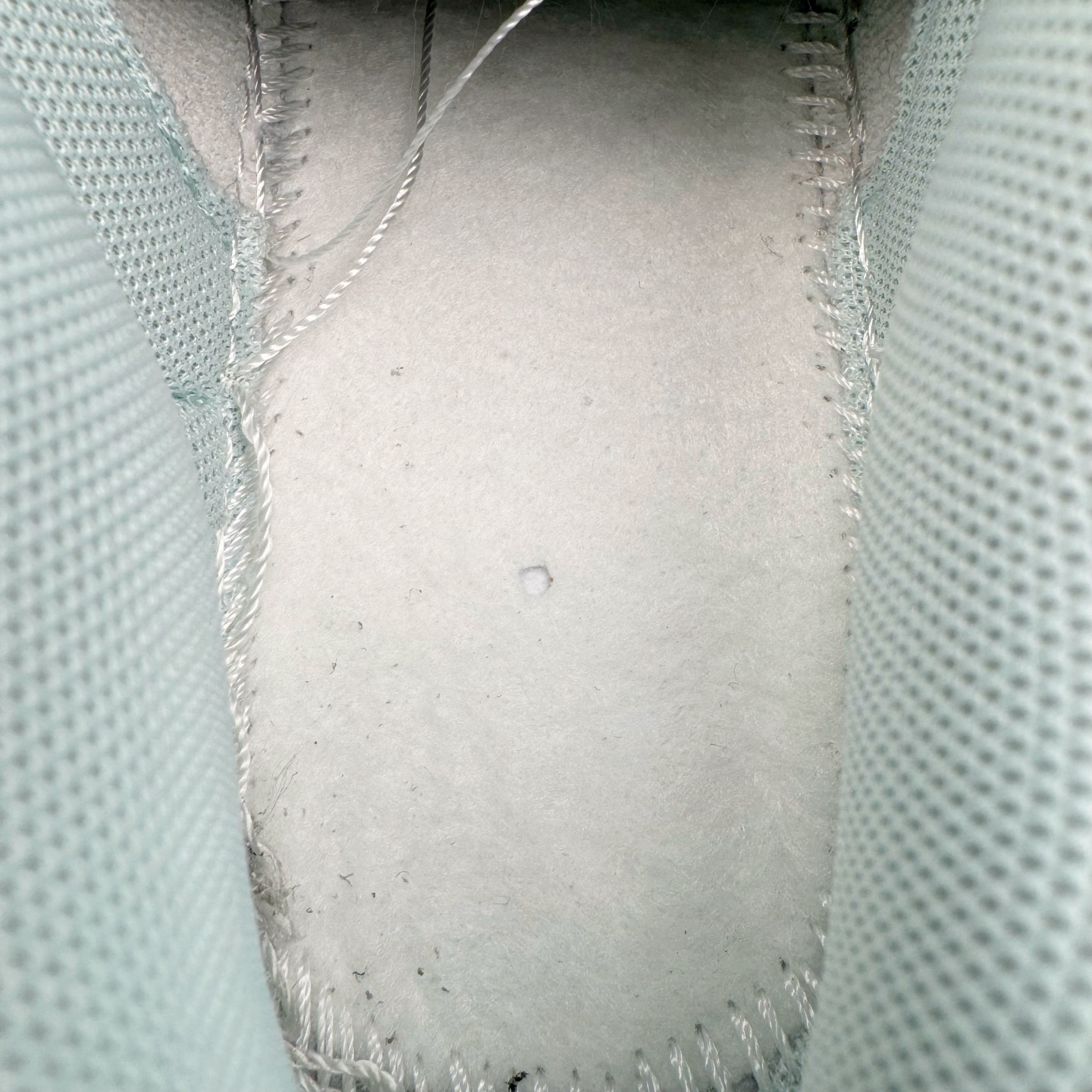 图片[11]-＃YC纯原 NK Dunk Low 遇见神鹿 BW1220-003 定制系列天花板 无原鞋不开发 全系列得物原鞋一比一校对开发 配色持续更新中 终端对接 优势输出 全套原厂楦头原纸板数据档案倾力打造 原汁原味莞产 极致还原 圈内最强针车工艺 高端零售指定版 广东原厂配套原盒原标 鞋盒分三个尺码段 原厂冲刀 超高清洁度 全鞋零毛边皮料切割 采用原厂百宏鞋带以及原厂百宏织唛舌标 内标可供原厂几率过验 进口原装条纹中底布 四线拉帮白色点胶 原厂拉帮手法遵循公司 原厂电绣 极致还原 尺码：36 36.5 37.5 38 38.5 39 40 40.5 41 42 42.5 43 44 44.5 45 46-选品中心