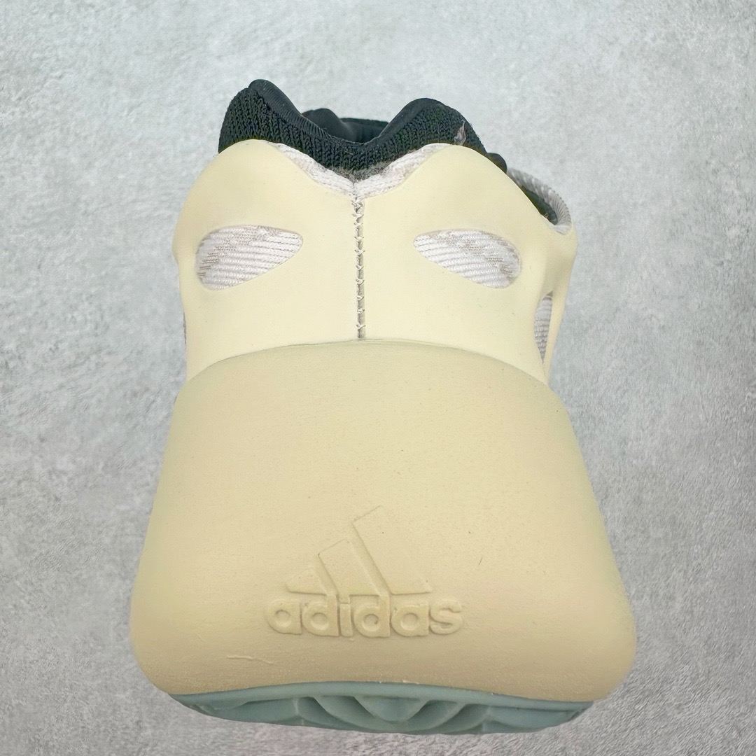 图片[8]-#纯原福利 偏小一码 Yeezy Boost 700V3 奶白黑 FW4980 全套原楦原纸版 打造灵魂正确版型 原厂贾卡原面 纹路与正品一致 高频进口夜光KPU完美组合原面 呈现炫丽星空夜光效果 此款非Boost爆米花科技 鞋底采用BOUNCE 全新缓震科技 脚感同样舒适 原厂RB鞋头材质 质感厚度与正品一致 完美贴合成型 正确原盒原标包装 匠心工艺 仅对原鞋 尺码：36 36.5 37.5 38 38.5 39 40-选品中心