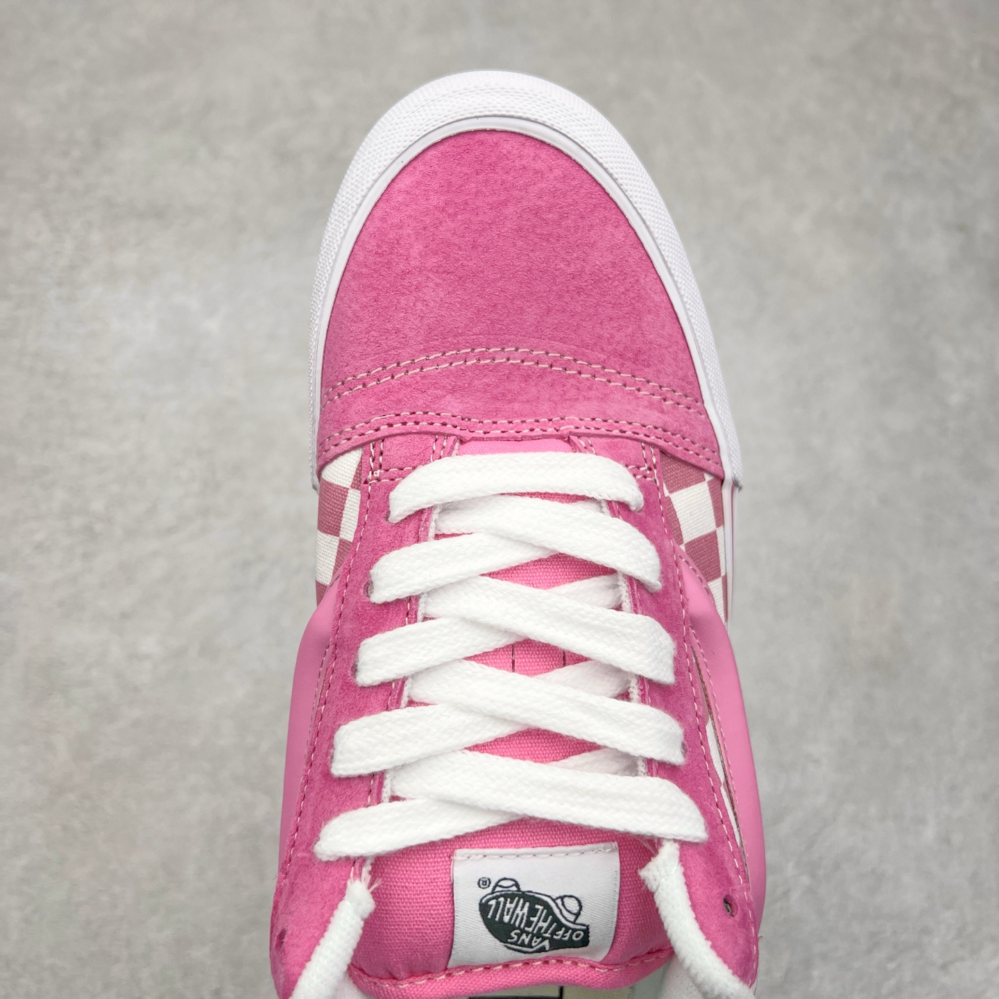 图片[4]-Vans Knu Skool 面包鞋 范斯官方 复古休闲帆布硫化鞋 减龄可爱蜜桃黑火龙果 春日出街必备 尺码：35 36 36.5 37 38 38.5 39 40 40.5 41 42 42.5 43 44 45 工艺：硫化1：1（重量1：1、真标、原钢印、材质标、鞋型标、合格证）-选品中心