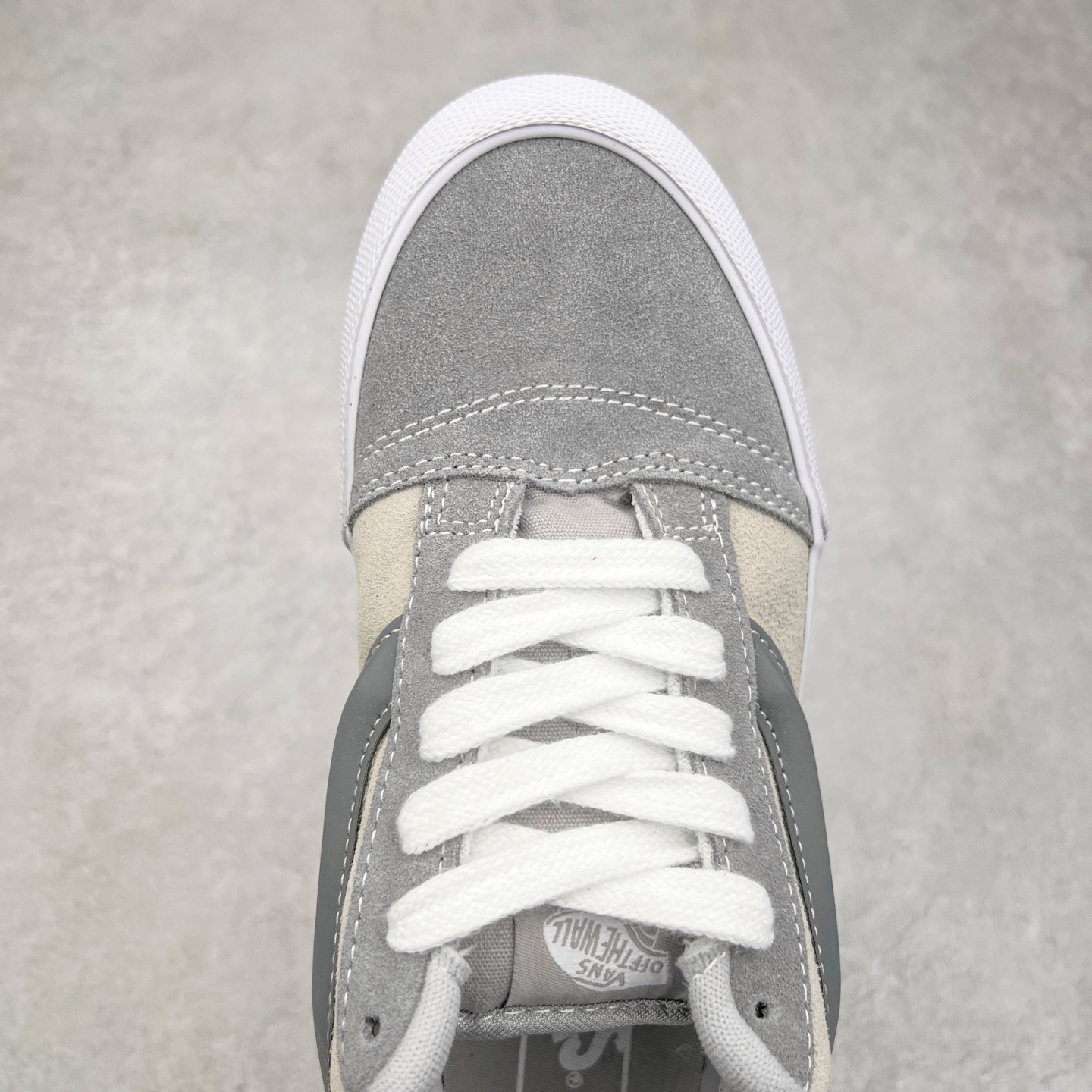 图片[4]-Vans Knu Skool 面包鞋 范斯官方 复古休闲帆布硫化鞋 减龄可爱蜜桃黑火龙果 春日出街必备 尺码：35 36 36.5 37 38 38.5 39 40 40.5 41 42 42.5 43 44 45 工艺：硫化1：1（重量1：1、真标、原钢印、材质标、鞋型标、合格证）-选品中心