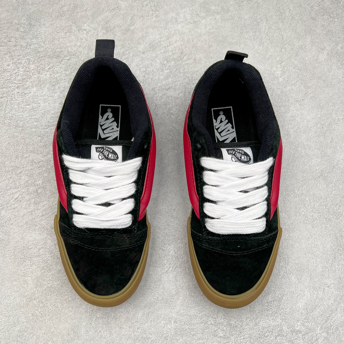 图片[2]-Vans Knu Skool 面包鞋 范斯官方 复古休闲帆布硫化鞋 减龄可爱蜜桃黑火龙果 春日出街必备 尺码：35 36 36.5 37 38 38.5 39 40 40.5 41 42 42.5 43 44 45 工艺：硫化1：1（重量1：1、真标、原钢印、材质标、鞋型标、合格证）-选品中心