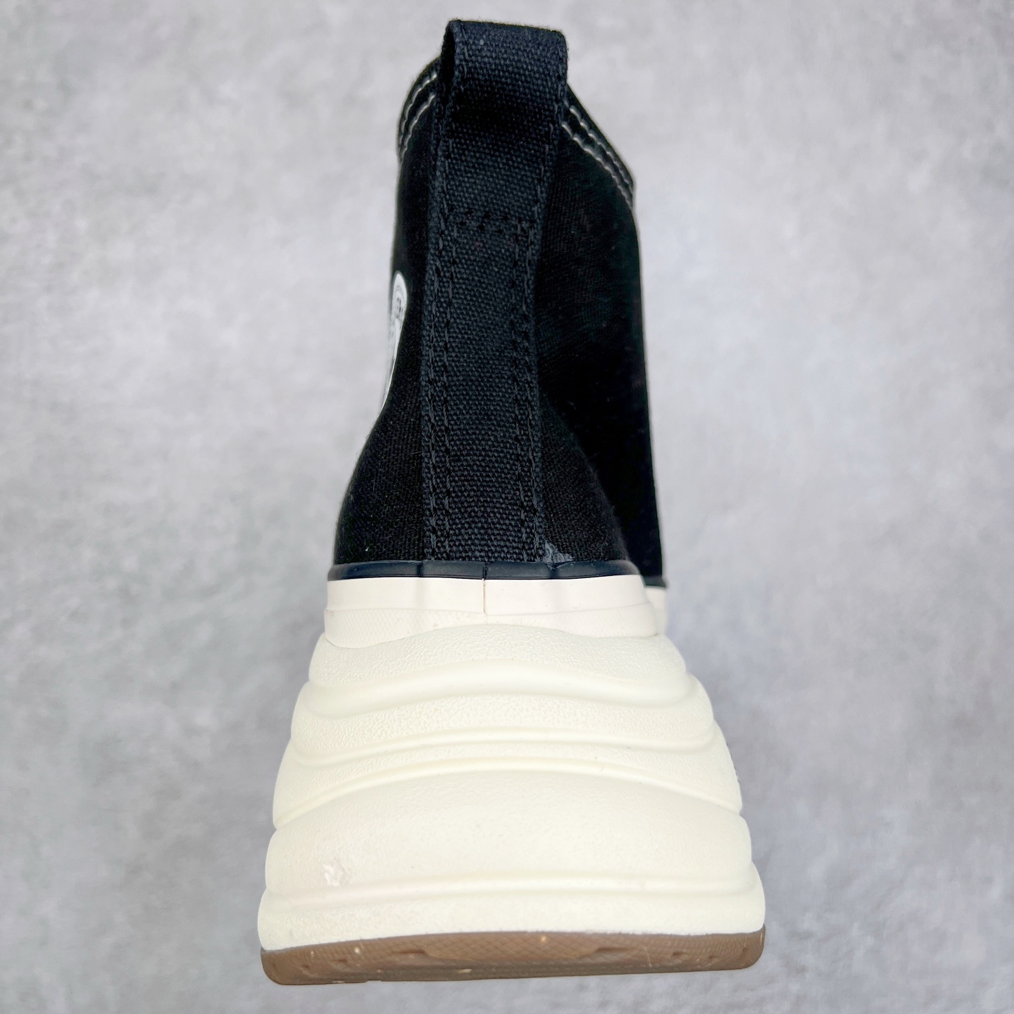 图片[8]-CONVERSE匡威日系SURGETRAINER REACT2.0 复刻大厚底 轻量化升級⁡摆脱重量负担的大厚底完全是夸张复古厚底像是注入跑鞋灵魂，鞋侧的立体All Star标识更是点睛之笔，升級 REACT 2.0 增厚緩震鞋垫- 柔软橡胶鞋底，全新ALL STAR R SARGETRA感觉之前的底更好看诶现在就是普通老爹鞋的厚底造型 尺码：35 36 36.5 37 37.5 38 39 39.5 40 41 41.5 42 42.5 43 44-选品中心