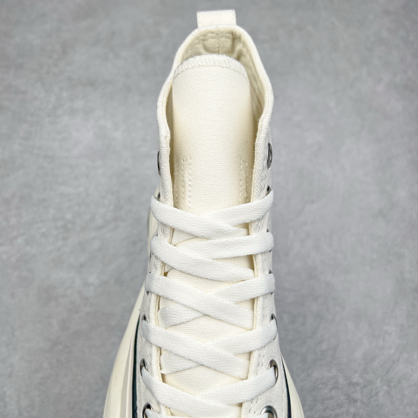 图片[5]-CONVERSE匡威日系SURGETRAINER REACT2.0 复刻大厚底 轻量化升級⁡摆脱重量负担的大厚底完全是夸张复古厚底像是注入跑鞋灵魂，鞋侧的立体All Star标识更是点睛之笔，升級 REACT 2.0 增厚緩震鞋垫- 柔软橡胶鞋底，全新ALL STAR R SARGETRA感觉之前的底更好看诶现在就是普通老爹鞋的厚底造型 尺码：35 36 36.5 37 37.5 38 39 39.5 40 41 41.5 42 42.5 43 44-选品中心