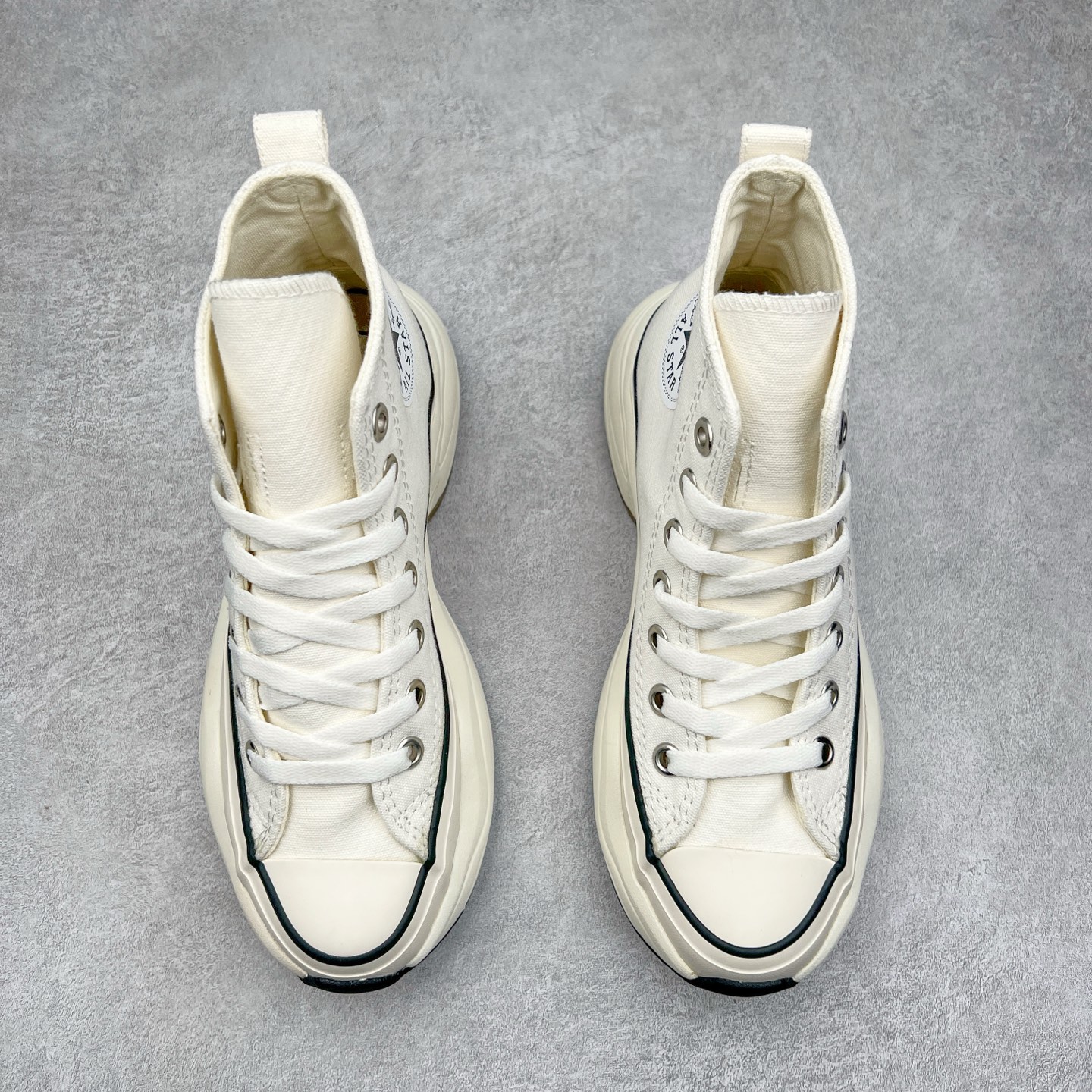 图片[2]-CONVERSE匡威日系SURGETRAINER REACT2.0 复刻大厚底 轻量化升級⁡摆脱重量负担的大厚底完全是夸张复古厚底像是注入跑鞋灵魂，鞋侧的立体All Star标识更是点睛之笔，升級 REACT 2.0 增厚緩震鞋垫- 柔软橡胶鞋底，全新ALL STAR R SARGETRA感觉之前的底更好看诶现在就是普通老爹鞋的厚底造型 尺码：35 36 36.5 37 37.5 38 39 39.5 40 41 41.5 42 42.5 43 44-选品中心