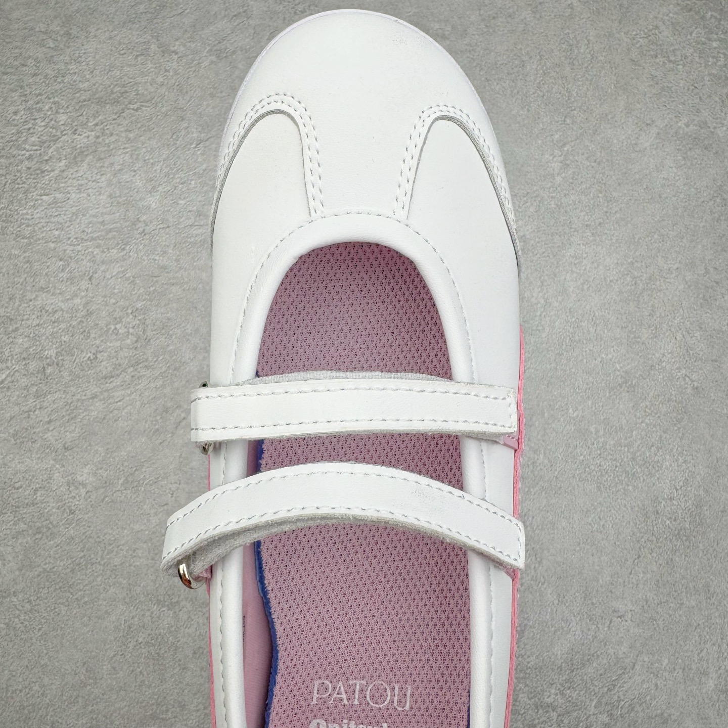 图片[4]-Patou x Onitsuka Tiger 鬼冢虎 MEXICO 66 BALLERINA WHITE/COTTON CANDY 舒适百搭 平跟 玛丽珍鞋 女款 白粉色 实拍调校N版已经零色差零失真 百分百还原实物色彩所见即所得 不存在货不对板色差等低级问题 选购参考实物拍摄 不混卖不参货 只用心做好货严格选品 承诺混一赔十 尺码：36 36.5 37.5 38 38.5 39 40 40.5 41 42 42.5 43 44 44.5 45-选品中心
