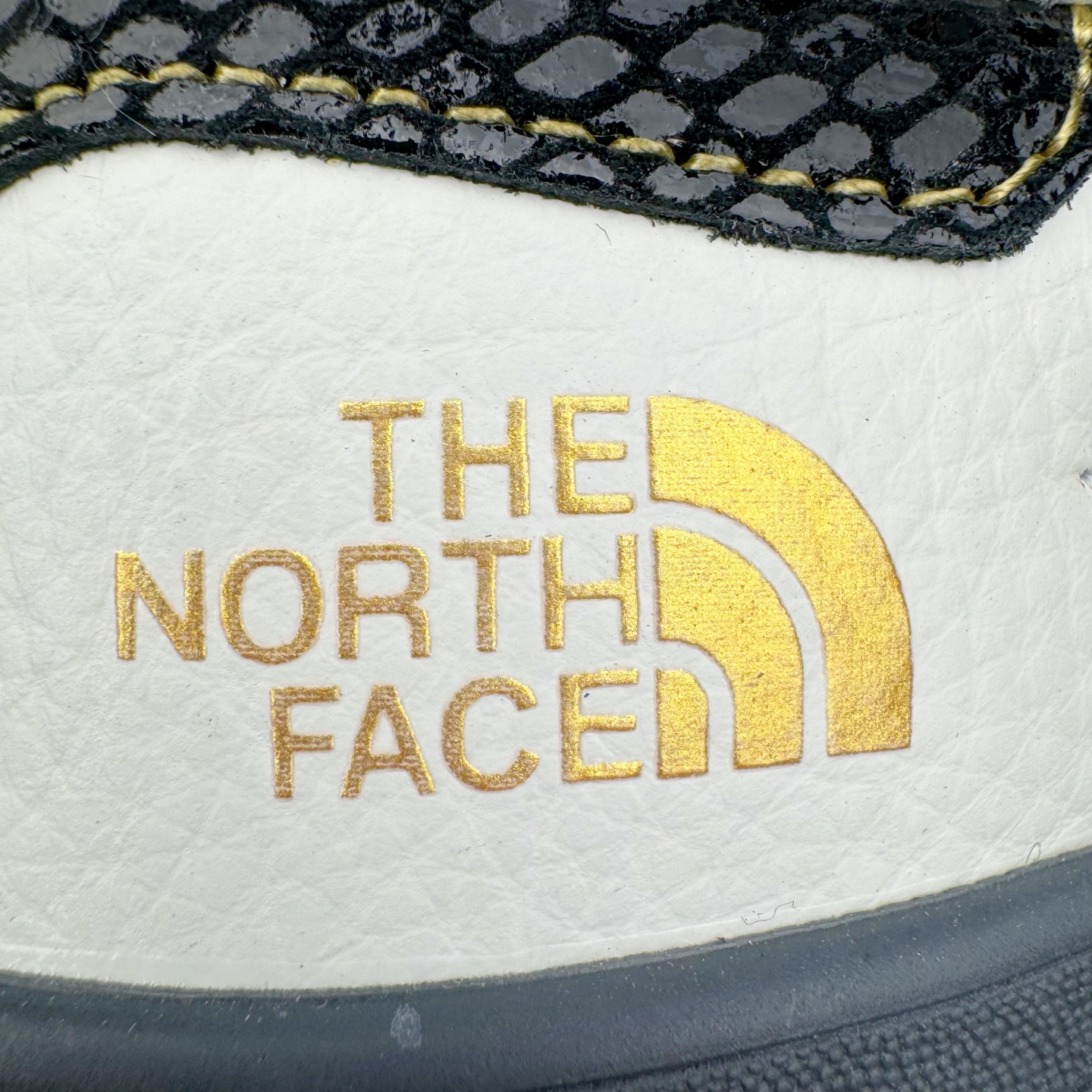 图片[14]-AD Gazelle Indoor Trainers 羚羊内训系列低帮复古百搭休闲运动德训风板鞋 CH6336 90年代经典的复刻版！自60年代以足球训练鞋面世以来,Gazelle就以其经典设计席卷全球。1991年版本的复刻,再造经典Gazelle。采用皮革打造,搭配浊色细节,让这款经典更加简约。尺码：36 36⅔ 37⅓ 38 38⅔ 39⅓ 40 40⅔ 41⅓ 42 42⅔ 43⅓ 44 44⅔ 45-选品中心