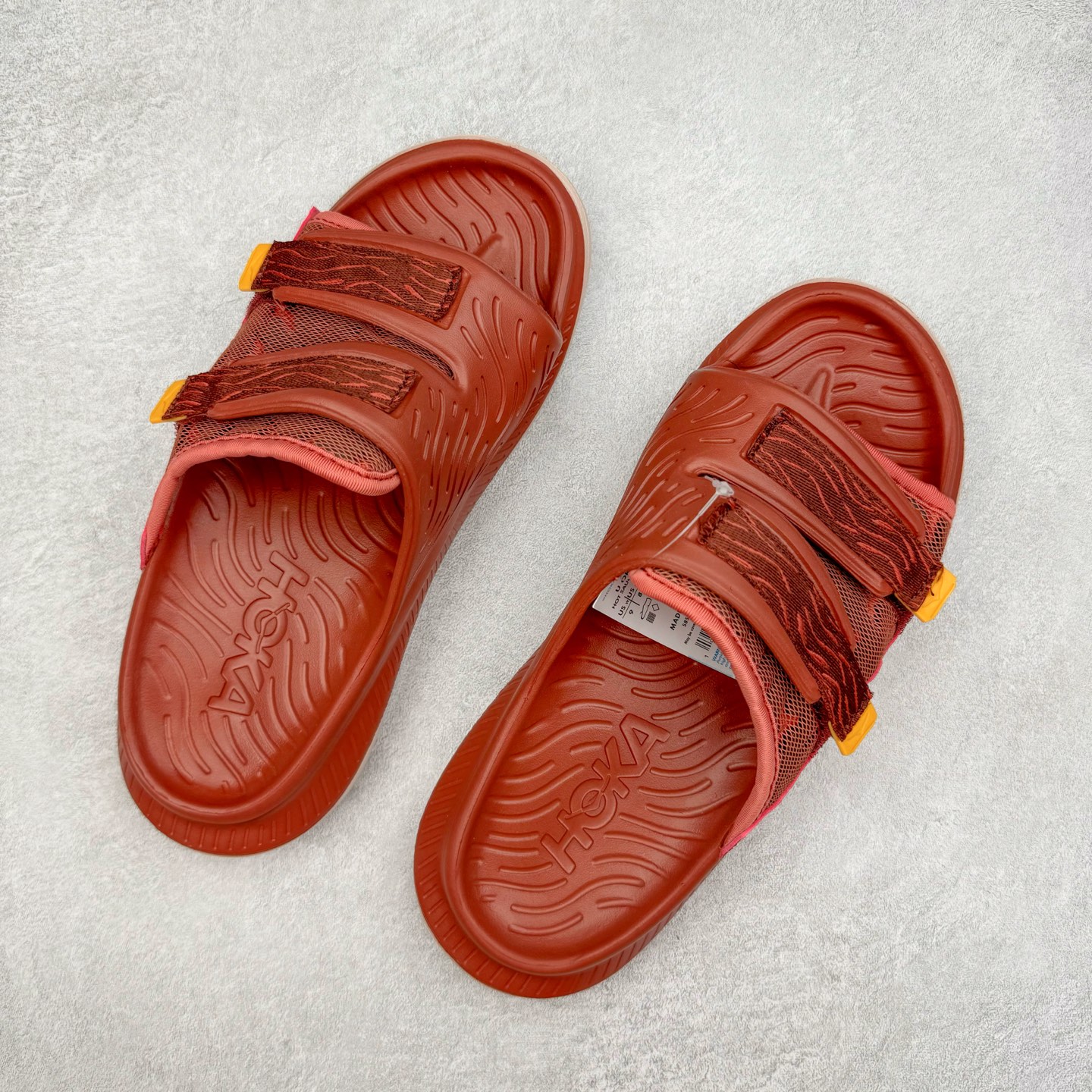 图片[3]-HOKA ONE ONE ORA Luxe 减震轻便舒缓运动 EVA 防滑一字拖鞋 男女同款 实拍调校N版已经零色差零失真 百分百还原实物色彩所见即所得 不存在货不对板色差等低级问题 选购参考实物拍摄 不混卖不参货 只用心做好货严格选品 承诺混一赔十 尺码：36 36.5 37.5 38 38.5 39 40 40.5 41 42 42.5 43 44 44.5 45-选品中心