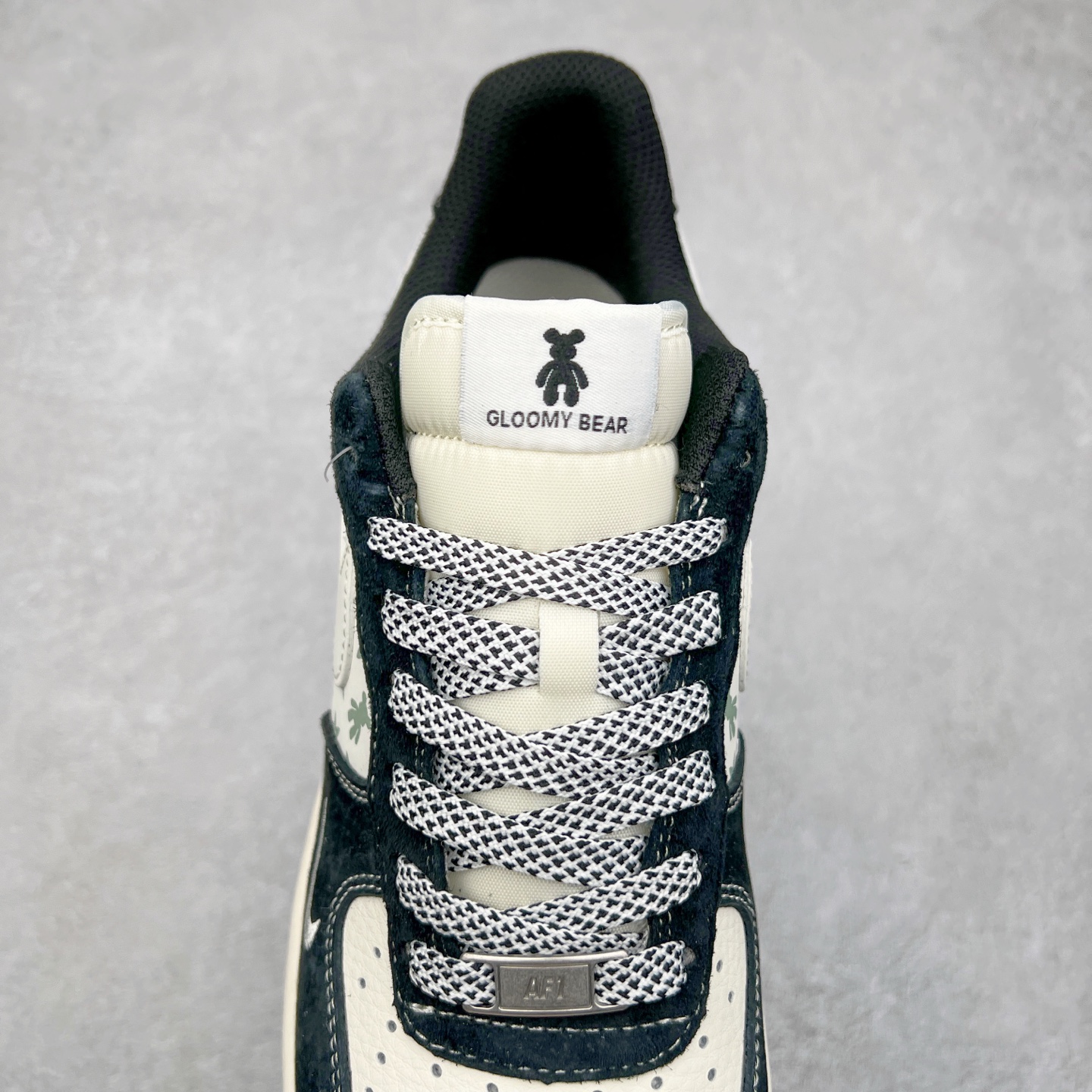 图片[5]-NK Air Force 1´07 Low 空军一号低帮百搭休闲运动板鞋 SJ9188-003 柔软、弹性十足的缓震性能和出色的中底设计 横跨复古与现代的外型结合 造就出风靡全球 三十多年的Force 1 直到今天还深受青睐 实拍调校N版已经零色差零失真 百分百还原实物色彩所见即所得 不存在货不对板色差等低级问题 选购参考实物拍摄 不混卖不参货 只用心做好货严格选品 承诺混一赔十 尺码：36 36.5 37.5 38 38.5 39 40 40.5 41 42 42.5 43 44 44.5 45-选品中心