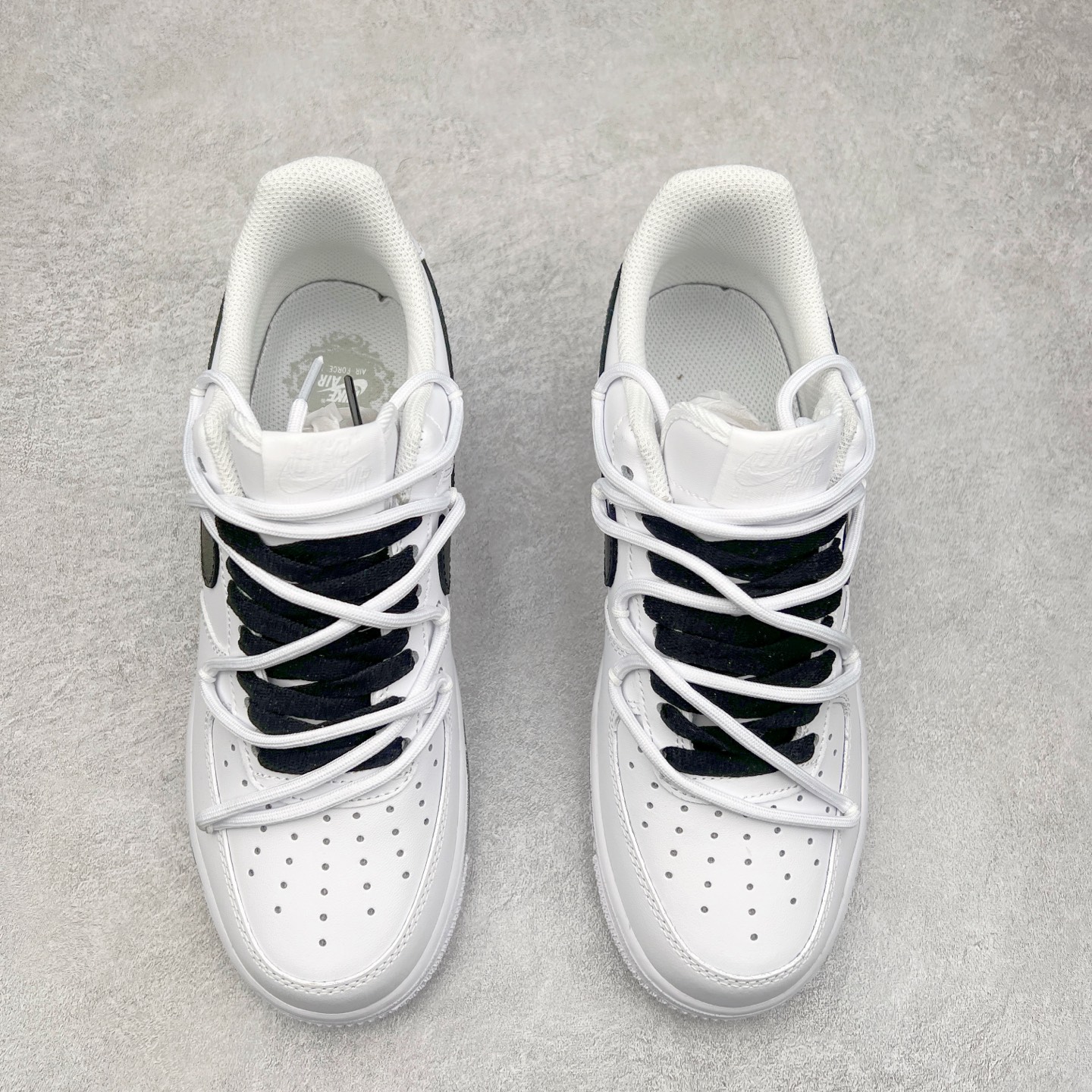 图片[2]-NK Air Force 1´07 Low 空军一号低帮百搭休闲运动板鞋 CK0316-060 柔软、弹性十足的缓震性能和出色的中底设计 横跨复古与现代的外型结合 造就出风靡全球 三十多年的Force 1 直到今天还深受青睐 实拍调校N版已经零色差零失真 百分百还原实物色彩所见即所得 不存在货不对板色差等低级问题 选购参考实物拍摄 不混卖不参货 只用心做好货严格选品 承诺混一赔十 尺码：36 36.5 37.5 38 38.5 39 40 40.5 41 42 42.5 43 44 44.5 45-选品中心