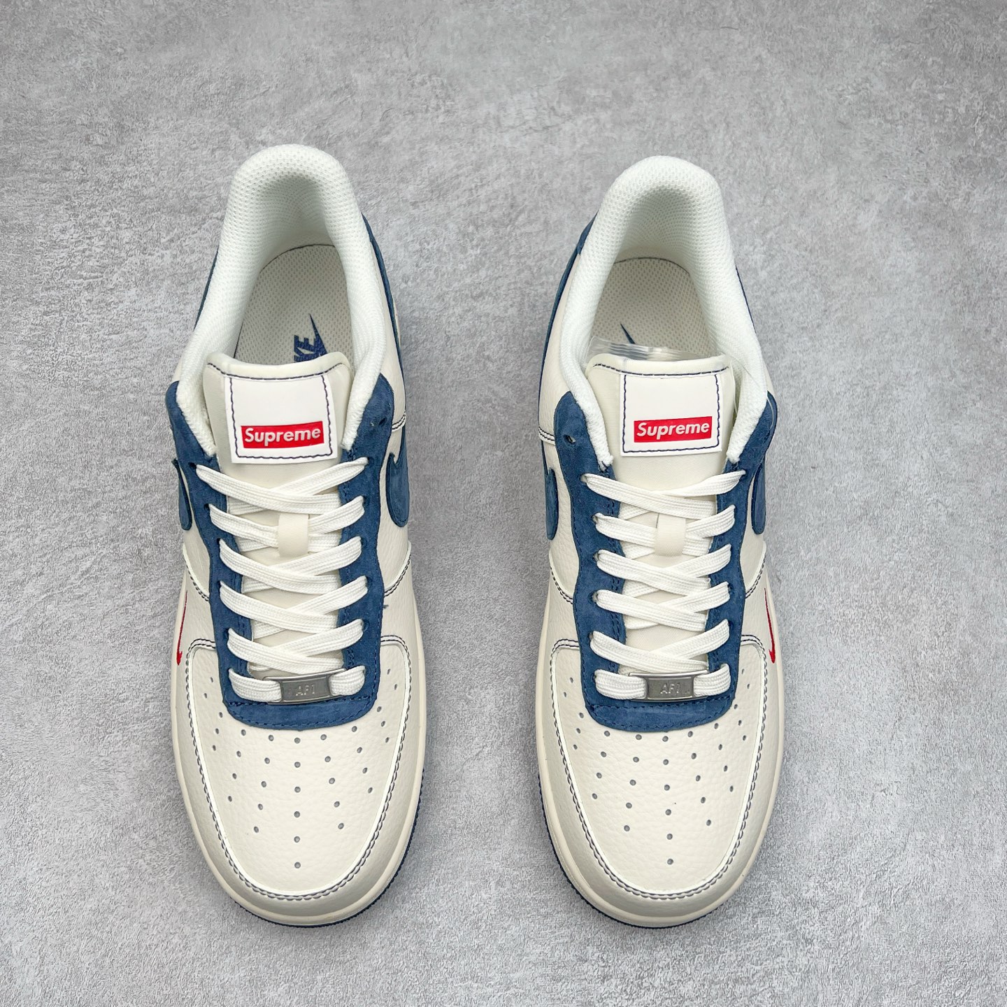 图片[2]-NK Air Force 1´07 Low 空军一号低帮百搭休闲运动板鞋 XZ3328-669 柔软、弹性十足的缓震性能和出色的中底设计 横跨复古与现代的外型结合 造就出风靡全球 三十多年的Force 1 直到今天还深受青睐 实拍调校N版已经零色差零失真 百分百还原实物色彩所见即所得 不存在货不对板色差等低级问题 选购参考实物拍摄 不混卖不参货 只用心做好货严格选品 承诺混一赔十 尺码：36 36.5 37.5 38 38.5 39 40 40.5 41 42 42.5 43 44 44.5 45-选品中心