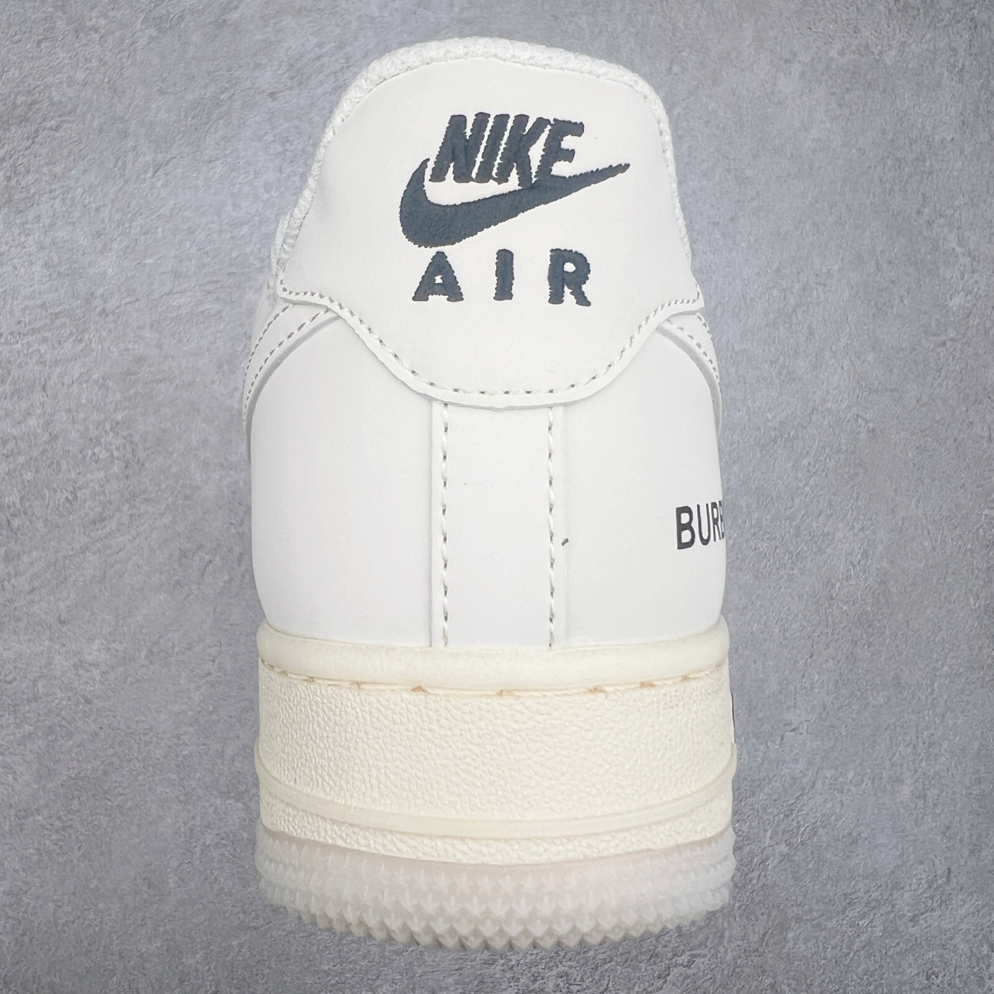 图片[8]-NK Air Force 1´07 Low 空军一号低帮百搭休闲运动板鞋 BB8588-226 柔软、弹性十足的缓震性能和出色的中底设计 横跨复古与现代的外型结合 造就出风靡全球 三十多年的Force 1 直到今天还深受青睐 实拍调校N版已经零色差零失真 百分百还原实物色彩所见即所得 不存在货不对板色差等低级问题 选购参考实物拍摄 不混卖不参货 只用心做好货严格选品 承诺混一赔十 尺码：36 36.5 37.5 38 38.5 39 40 40.5 41 42 42.5 43 44 44.5 45-选品中心