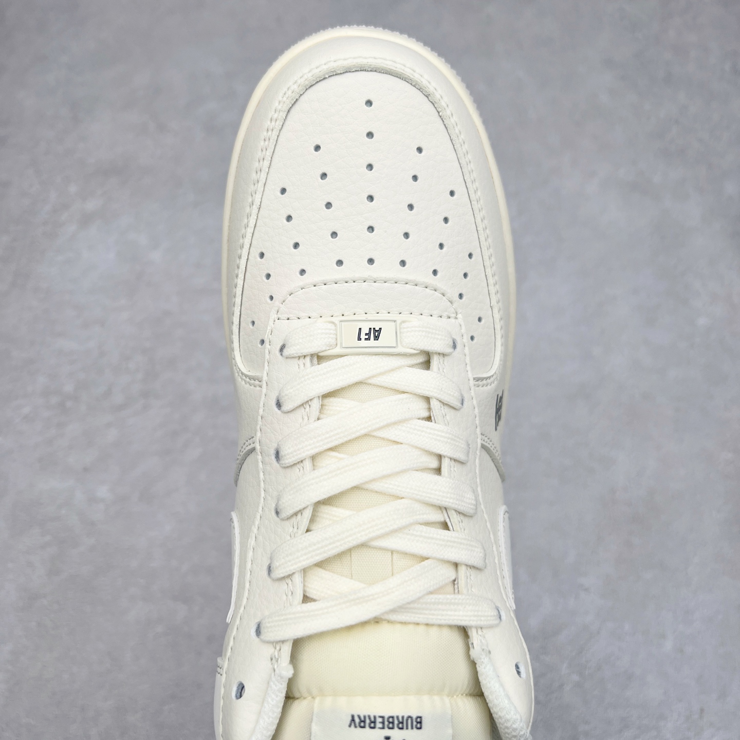 图片[4]-NK Air Force 1´07 Low 空军一号低帮百搭休闲运动板鞋 BB8588-226 柔软、弹性十足的缓震性能和出色的中底设计 横跨复古与现代的外型结合 造就出风靡全球 三十多年的Force 1 直到今天还深受青睐 实拍调校N版已经零色差零失真 百分百还原实物色彩所见即所得 不存在货不对板色差等低级问题 选购参考实物拍摄 不混卖不参货 只用心做好货严格选品 承诺混一赔十 尺码：36 36.5 37.5 38 38.5 39 40 40.5 41 42 42.5 43 44 44.5 45-选品中心