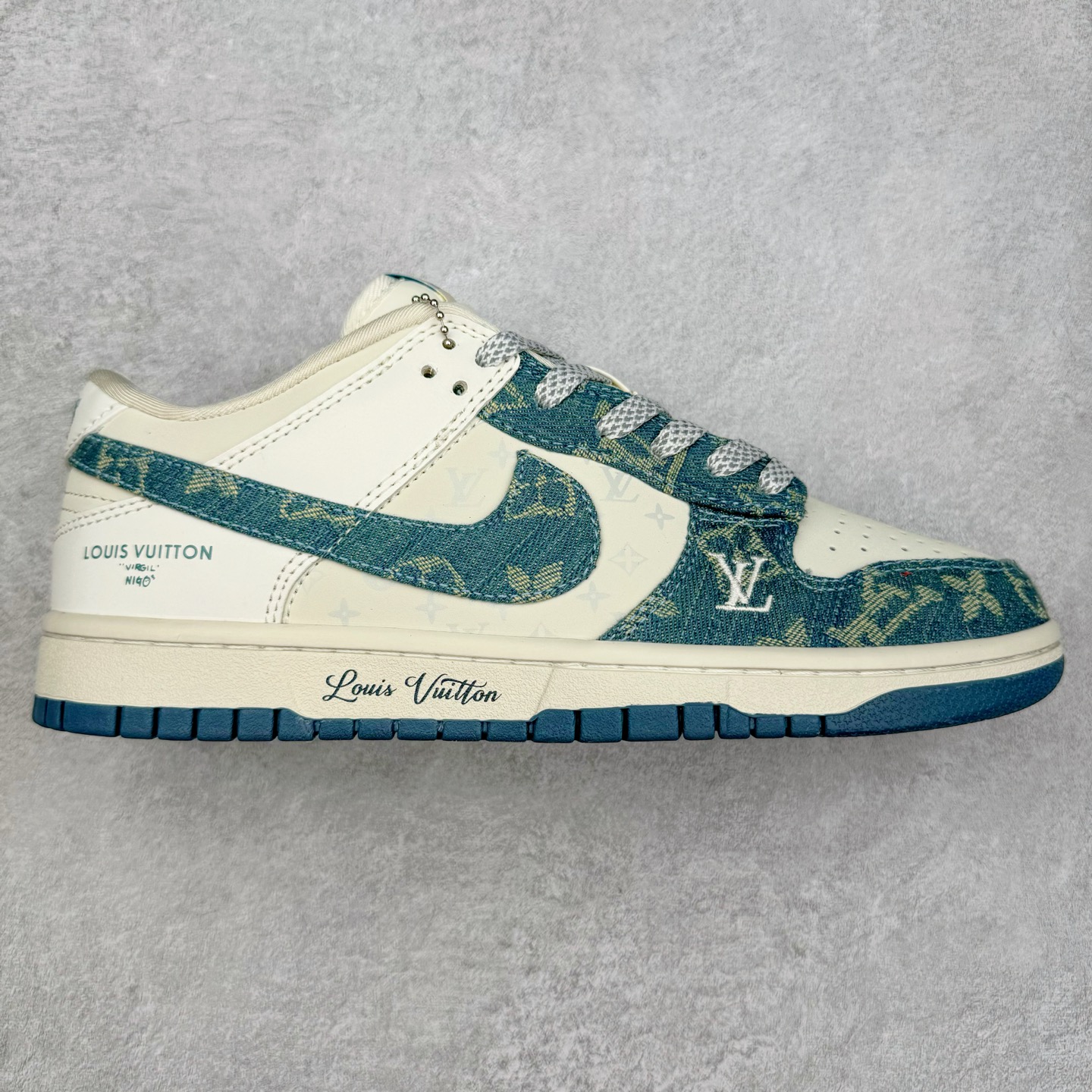 图片[4]-＃福利特价 NK Dunk Low 定制配色 大厂出品 极力推荐 原装头层材料 独家版型蒸餾加工帶來的是更好的视觉和脚感体验大厂纯原品质出货 清洁度 电绣工艺 皮料切割干净无任何毛边 细节完美 实拍调校N版已经零色差零失真 百分百还原实物色彩所见即所得 不存在货不对板色差等低级问题 选购参考实物拍摄 不混卖不参货 只用心做好货严格选品 承诺混一赔十 尺码：36 36.5 37.5 38 38.5 39 40 40.5 41 42 42.5 43 44 44.5 45 46-选品中心