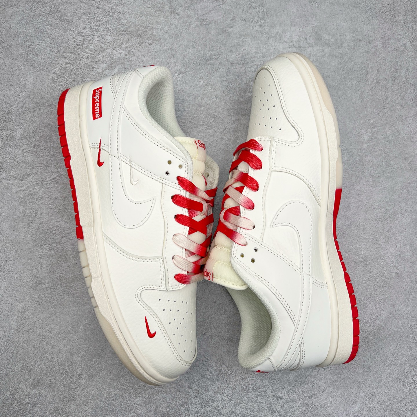 图片[3]-＃福利特价 NK Dunk Low 定制配色 大厂出品 极力推荐 原装头层材料 独家版型蒸餾加工帶來的是更好的视觉和脚感体验大厂纯原品质出货 清洁度 电绣工艺 皮料切割干净无任何毛边 细节完美 实拍调校N版已经零色差零失真 百分百还原实物色彩所见即所得 不存在货不对板色差等低级问题 选购参考实物拍摄 不混卖不参货 只用心做好货严格选品 承诺混一赔十 尺码：36 36.5 37.5 38 38.5 39 40 40.5 41 42 42.5 43 44 44.5 45 46-选品中心