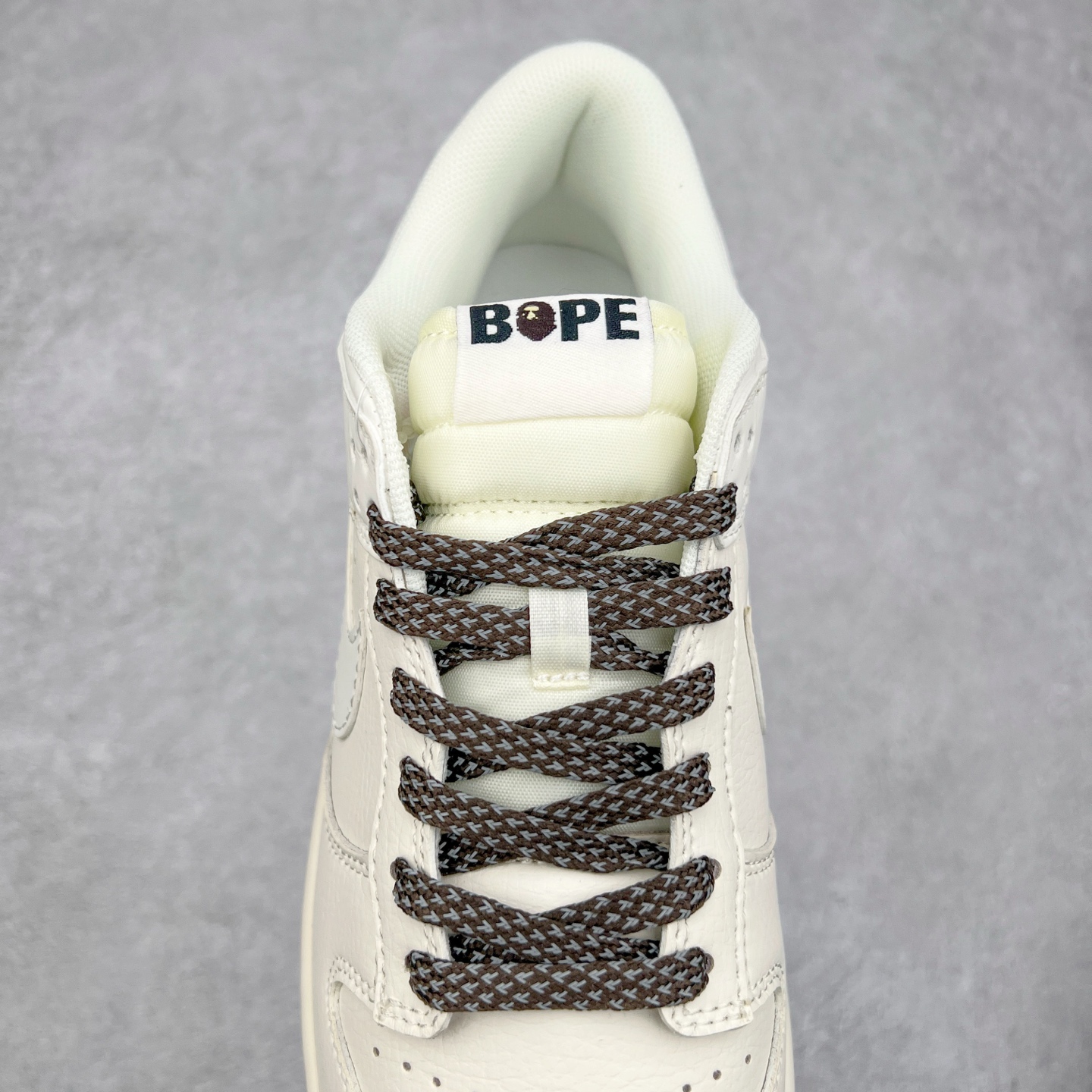 图片[5]-＃福利特价 NK Dunk Low 定制配色 大厂出品 极力推荐 原装头层材料 独家版型蒸餾加工帶來的是更好的视觉和脚感体验大厂纯原品质出货 清洁度 电绣工艺 皮料切割干净无任何毛边 细节完美 实拍调校N版已经零色差零失真 百分百还原实物色彩所见即所得 不存在货不对板色差等低级问题 选购参考实物拍摄 不混卖不参货 只用心做好货严格选品 承诺混一赔十 尺码：36 36.5 37.5 38 38.5 39 40 40.5 41 42 42.5 43 44 44.5 45 46-选品中心