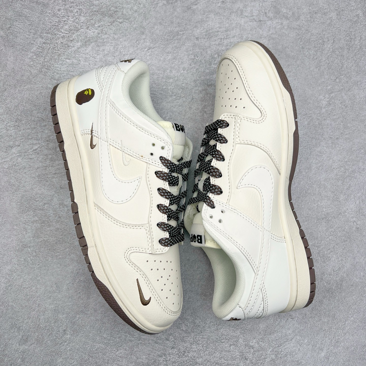 图片[3]-＃福利特价 NK Dunk Low 定制配色 大厂出品 极力推荐 原装头层材料 独家版型蒸餾加工帶來的是更好的视觉和脚感体验大厂纯原品质出货 清洁度 电绣工艺 皮料切割干净无任何毛边 细节完美 实拍调校N版已经零色差零失真 百分百还原实物色彩所见即所得 不存在货不对板色差等低级问题 选购参考实物拍摄 不混卖不参货 只用心做好货严格选品 承诺混一赔十 尺码：36 36.5 37.5 38 38.5 39 40 40.5 41 42 42.5 43 44 44.5 45 46-选品中心