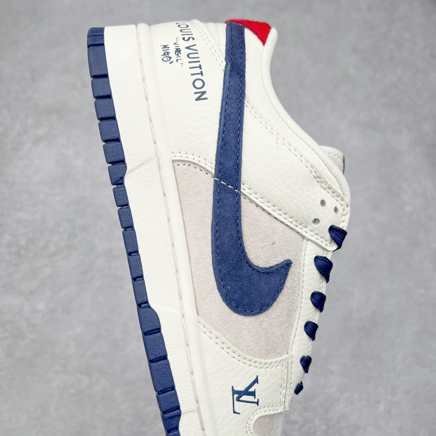 图片[6]-＃福利特价 NK Dunk Low 定制配色 大厂出品 极力推荐 原装头层材料 独家版型蒸餾加工帶來的是更好的视觉和脚感体验大厂纯原品质出货 清洁度 电绣工艺 皮料切割干净无任何毛边 细节完美 实拍调校N版已经零色差零失真 百分百还原实物色彩所见即所得 不存在货不对板色差等低级问题 选购参考实物拍摄 不混卖不参货 只用心做好货严格选品 承诺混一赔十 尺码：36 36.5 37.5 38 38.5 39 40 40.5 41 42 42.5 43 44 44.5 45 46-选品中心