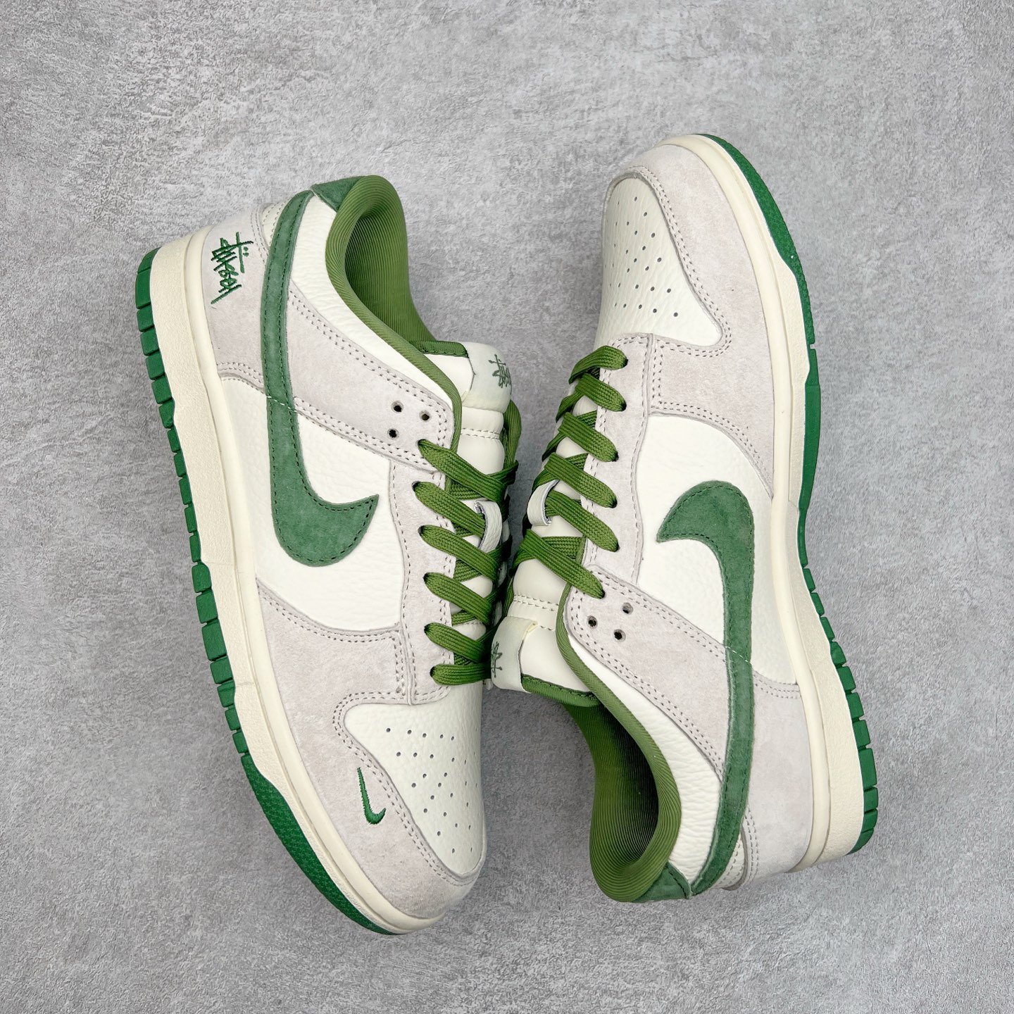 图片[3]-＃福利特价 NK Dunk Low 定制配色 大厂出品 极力推荐 原装头层材料 独家版型蒸餾加工帶來的是更好的视觉和脚感体验大厂纯原品质出货 清洁度 电绣工艺 皮料切割干净无任何毛边 细节完美 实拍调校N版已经零色差零失真 百分百还原实物色彩所见即所得 不存在货不对板色差等低级问题 选购参考实物拍摄 不混卖不参货 只用心做好货严格选品 承诺混一赔十 尺码：36 36.5 37.5 38 38.5 39 40 40.5 41 42 42.5 43 44 44.5 45 46-选品中心