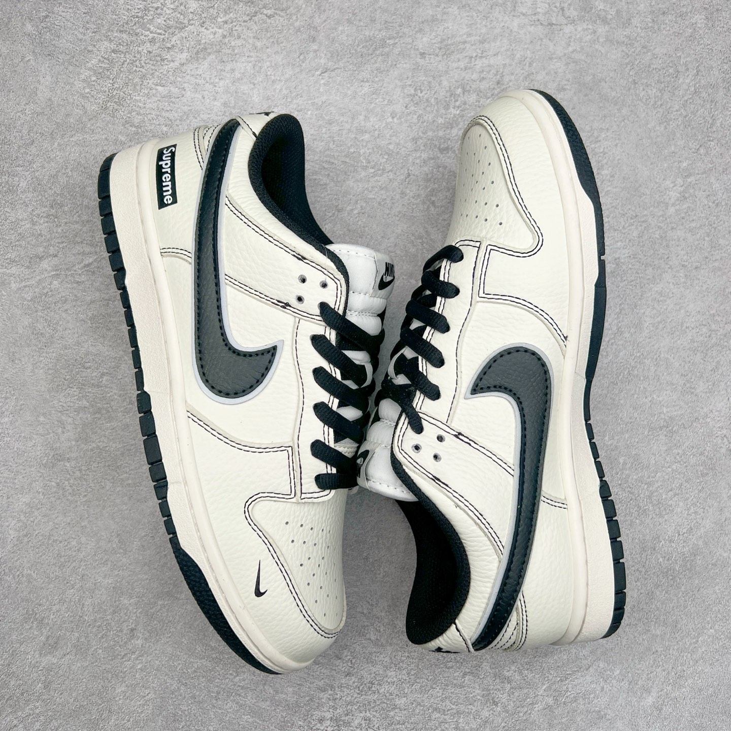 图片[3]-＃福利特价 NK Dunk Low 定制配色 大厂出品 极力推荐 原装头层材料 独家版型蒸餾加工帶來的是更好的视觉和脚感体验大厂纯原品质出货 清洁度 电绣工艺 皮料切割干净无任何毛边 细节完美 实拍调校N版已经零色差零失真 百分百还原实物色彩所见即所得 不存在货不对板色差等低级问题 选购参考实物拍摄 不混卖不参货 只用心做好货严格选品 承诺混一赔十 尺码：36 36.5 37.5 38 38.5 39 40 40.5 41 42 42.5 43 44 44.5 45 46-选品中心