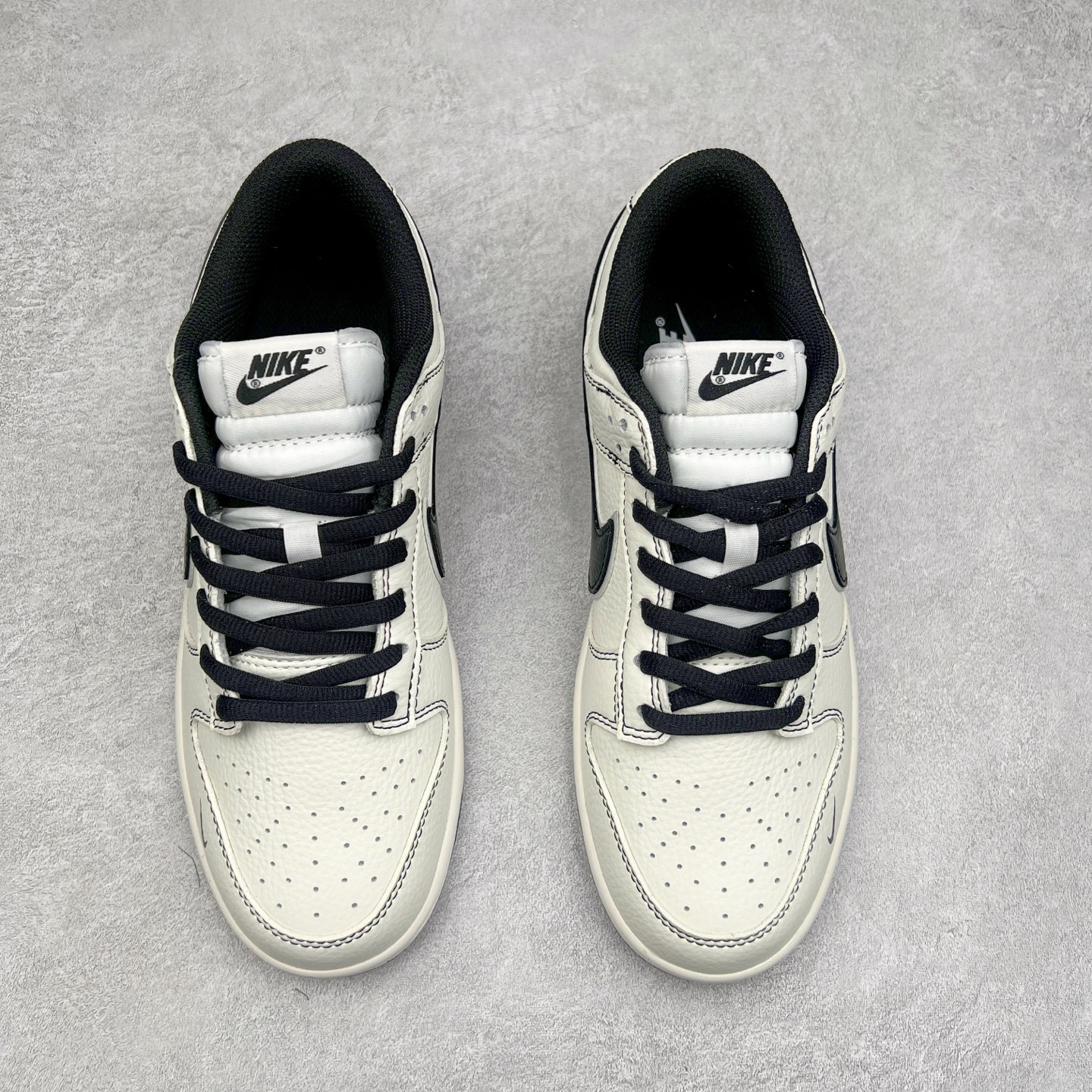 图片[2]-＃福利特价 NK Dunk Low 定制配色 大厂出品 极力推荐 原装头层材料 独家版型蒸餾加工帶來的是更好的视觉和脚感体验大厂纯原品质出货 清洁度 电绣工艺 皮料切割干净无任何毛边 细节完美 实拍调校N版已经零色差零失真 百分百还原实物色彩所见即所得 不存在货不对板色差等低级问题 选购参考实物拍摄 不混卖不参货 只用心做好货严格选品 承诺混一赔十 尺码：36 36.5 37.5 38 38.5 39 40 40.5 41 42 42.5 43 44 44.5 45 46-选品中心