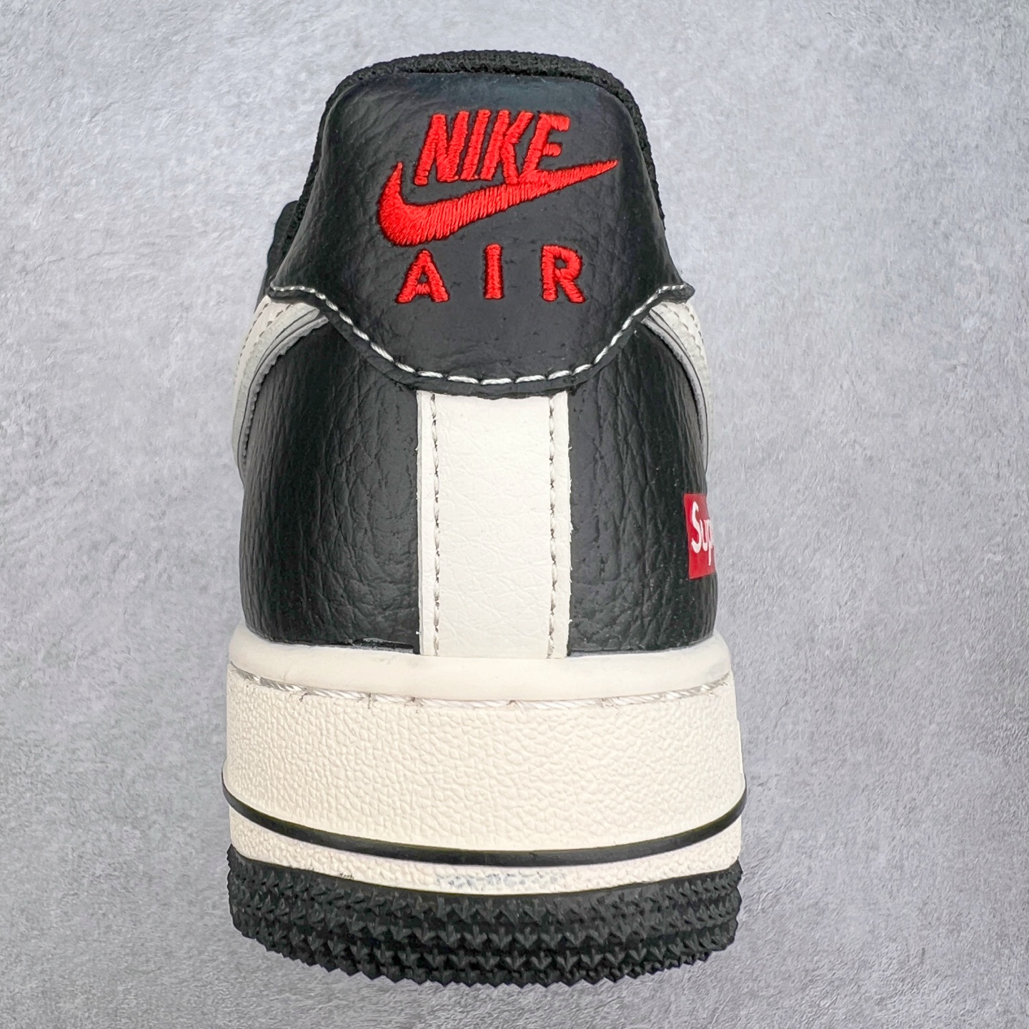 图片[8]-NK Air Force 1´07 Low 空军一号低帮百搭休闲运动板鞋 XZ6188-316 柔软、弹性十足的缓震性能和出色的中底设计 横跨复古与现代的外型结合 造就出风靡全球 三十多年的Force 1 直到今天还深受青睐 实拍调校N版已经零色差零失真 百分百还原实物色彩所见即所得 不存在货不对板色差等低级问题 选购参考实物拍摄 不混卖不参货 只用心做好货严格选品 承诺混一赔十 尺码：36 36.5 37.5 38 38.5 39 40 40.5 41 42 42.5 43 44 44.5 45-选品中心