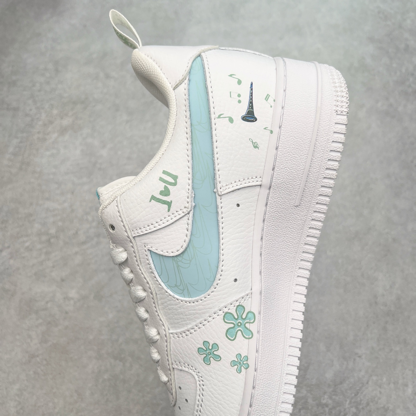 图片[7]-NK Air Force 1´07 Low 空军一号低帮百搭休闲运动板鞋 FB8971-060 柔软、弹性十足的缓震性能和出色的中底设计 横跨复古与现代的外型结合 造就出风靡全球 三十多年的Force 1 直到今天还深受青睐 实拍调校N版已经零色差零失真 百分百还原实物色彩所见即所得 不存在货不对板色差等低级问题 选购参考实物拍摄 不混卖不参货 只用心做好货严格选品 承诺混一赔十 尺码：36 36.5 37.5 38 38.5 39 40 40.5 41 42 42.5 43 44 44.5 45-选品中心