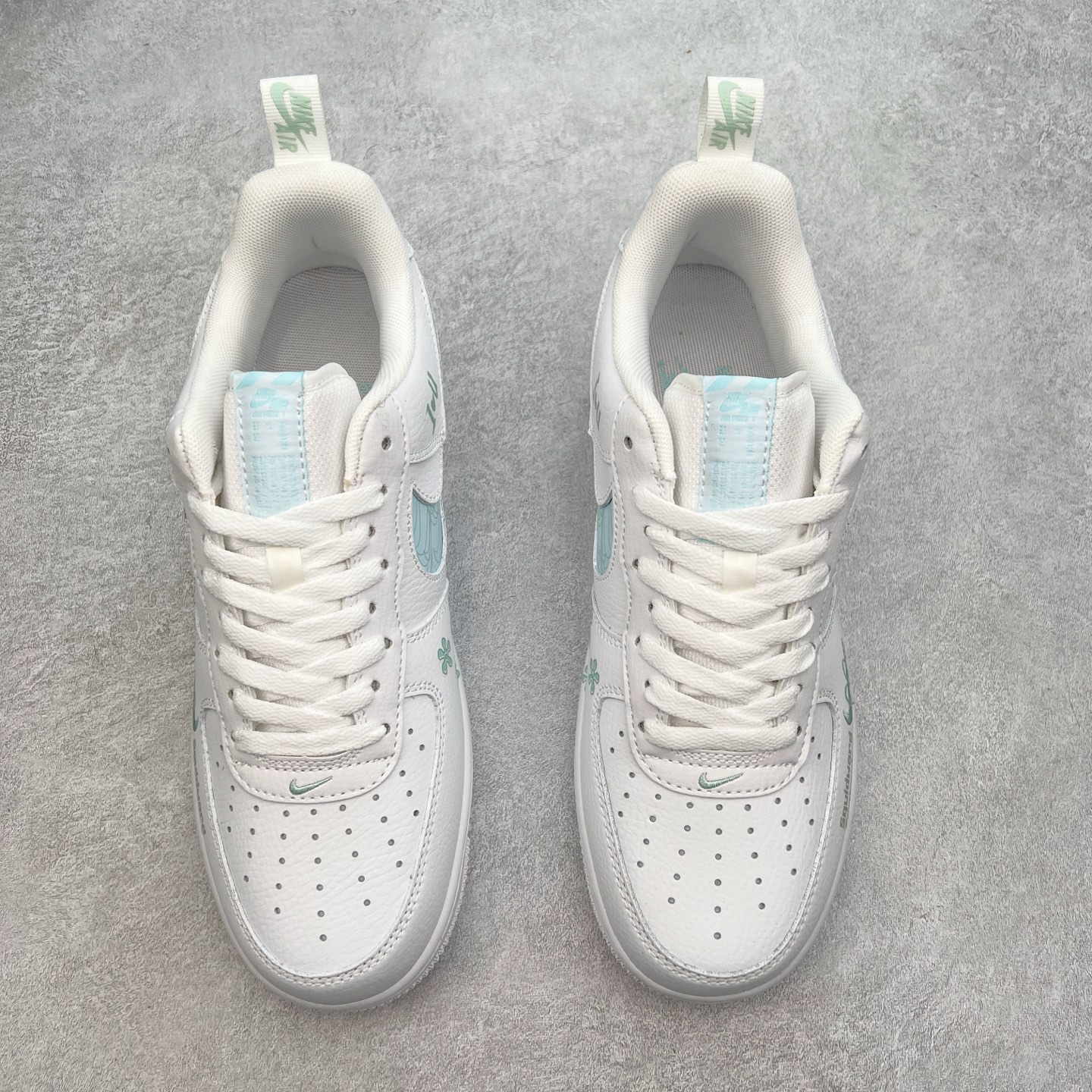 图片[2]-NK Air Force 1´07 Low 空军一号低帮百搭休闲运动板鞋 FB8971-060 柔软、弹性十足的缓震性能和出色的中底设计 横跨复古与现代的外型结合 造就出风靡全球 三十多年的Force 1 直到今天还深受青睐 实拍调校N版已经零色差零失真 百分百还原实物色彩所见即所得 不存在货不对板色差等低级问题 选购参考实物拍摄 不混卖不参货 只用心做好货严格选品 承诺混一赔十 尺码：36 36.5 37.5 38 38.5 39 40 40.5 41 42 42.5 43 44 44.5 45-选品中心