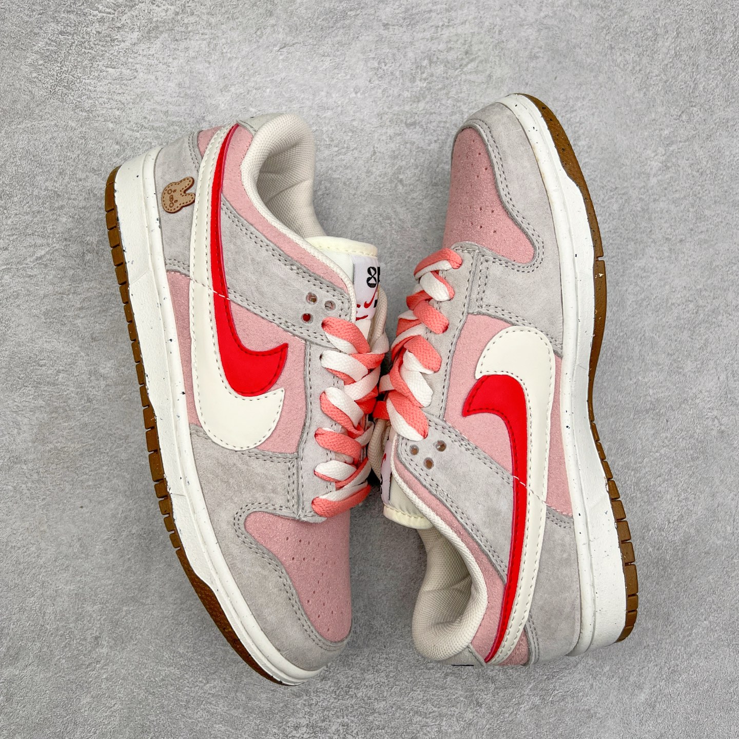 图片[3]-＃特价福利 NK Dunk Low 定制配色 大厂出品 极力推荐 原装头层材料 独家版型蒸餾加工帶來的是更好的视觉和脚感体验大厂纯原品质出货 清洁度 电绣工艺 皮料切割干净无任何毛边 细节完美 尺码：36 36.5 37.5 38 38.5 39 40 40.5 41 42 42.5 43 44 44.5 45 46-选品中心