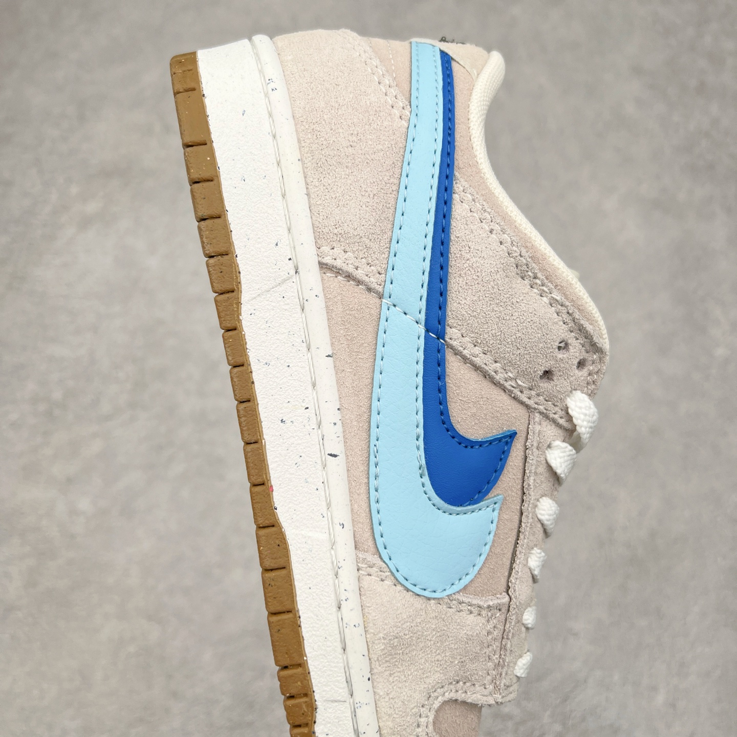 图片[6]-＃特价福利 NK Dunk Low 定制配色 大厂出品 极力推荐 原装头层材料 独家版型蒸餾加工帶來的是更好的视觉和脚感体验大厂纯原品质出货 清洁度 电绣工艺 皮料切割干净无任何毛边 细节完美 尺码：36 36.5 37.5 38 38.5 39 40 40.5 41 42 42.5 43 44 44.5 45 46-选品中心