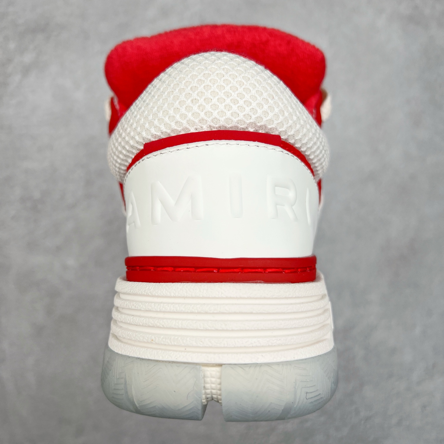 图片[8]-Lw22 Amiri 埃米尔 MA-1 情侣款面包鞋 原版购入开发 广东纯原大厂出品 做货 Amiri新一季放弃了摇滚朋克的风格 使用了大量不饱和色系 莫兰迪色调 无论是看到还是穿上 都是会让人非常身心愉悦 面包鞋的大鞋舌延续了下来 缩短了鞋身的长度 加厚了中底 鞋头部分更加圆润 Amiri的品牌字母和 MA标识出现在鞋身侧面 尺码： 38 39 40 41 42 43 44 45-选品中心