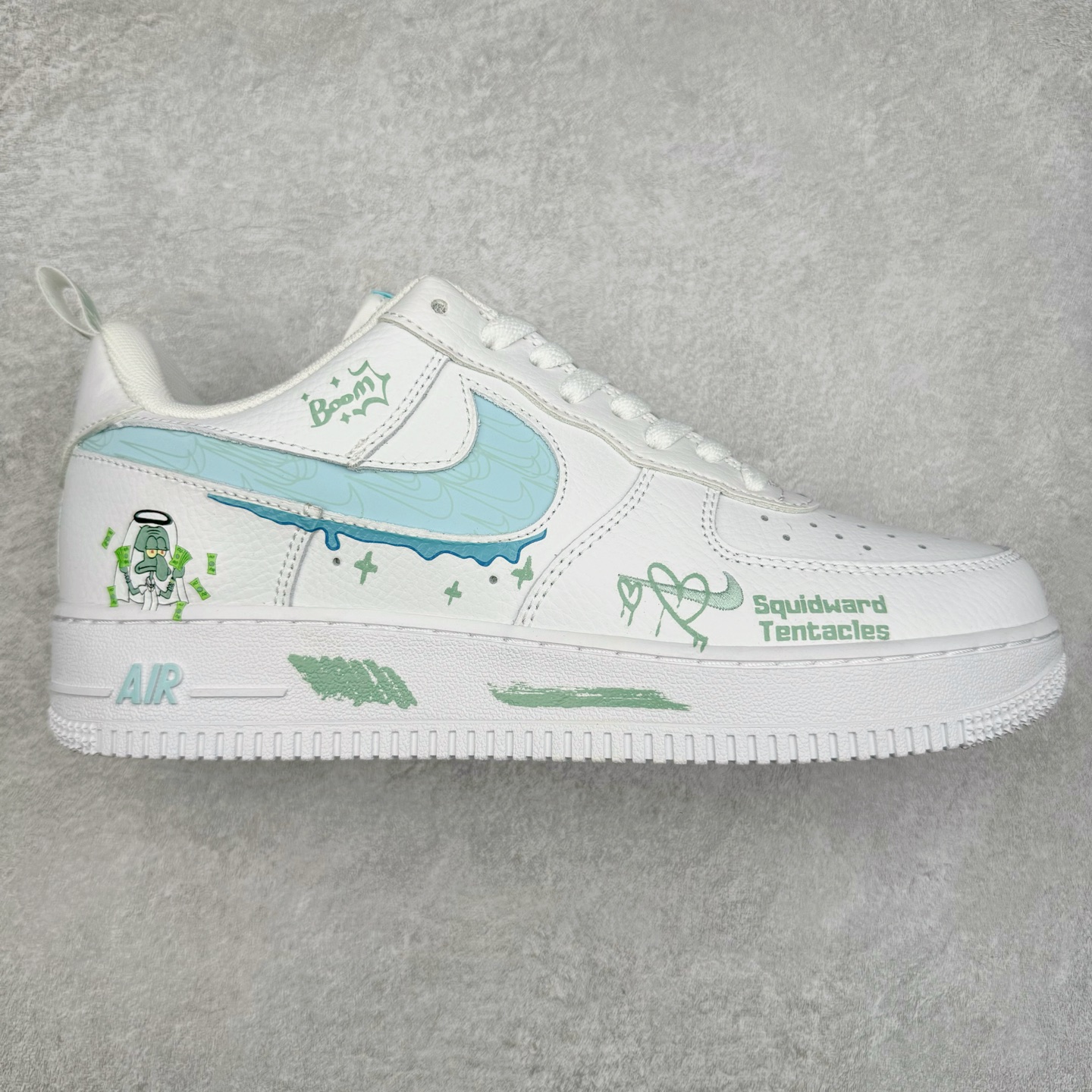 NK Air Force 1´07 Low 空军一号低帮百搭休闲运动板鞋 FB8971-060 柔软、弹性十足的缓震性能和出色的中底设计 横跨复古与现代的外型结合 造就出风靡全球 三十多年的Force 1 直到今天还深受青睐 实拍调校N版已经零色差零失真 百分百还原实物色彩所见即所得 不存在货不对板色差等低级问题 选购参考实物拍摄 不混卖不参货 只用心做好货严格选品 承诺混一赔十 尺码：36 36.5 37.5 38 38.5 39 40 40.5 41 42 42.5 43 44 44.5 45-选品中心