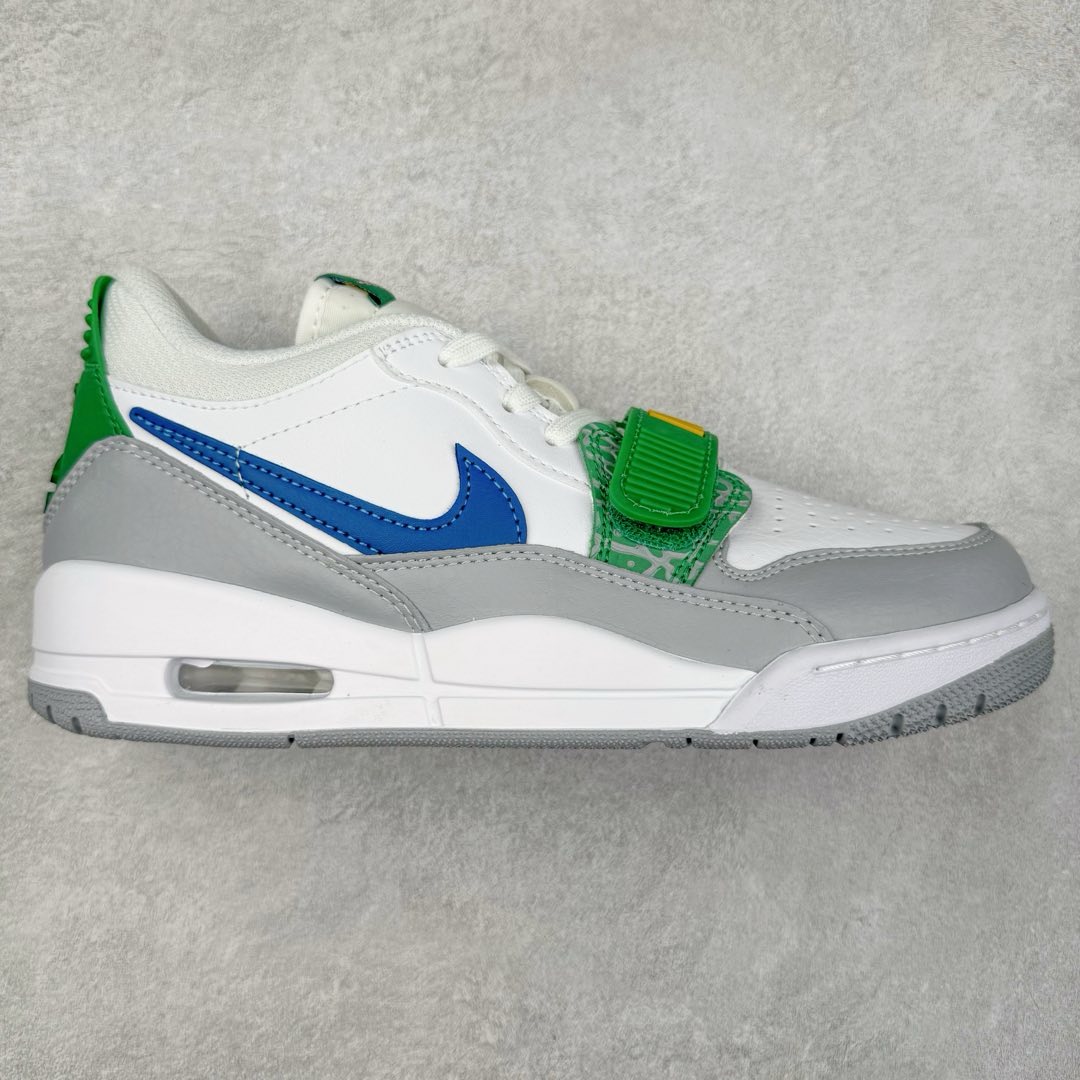 ＃KZ神版 Air Jordan Legacy AJ312 复古篮球鞋 市场最强独一档产物 全套原纸板楦头开发 原厂大底磨具加持立体防滑纹理 原档数据后跟TPU子母扣魔术贴 原装可视Air Sole气垫 原汁原味最完美的312代版型 唯一正确鞋头趴度弧度高度鞋身腰线 进口港宝加持 后跟自然饱满 全鞋荧光划线卡点 追求极致完美 每一双都是工艺品 多重QC质检 超越公司货的品控标准 实实在在的免检产品 鞋身采用了皮革材质打造 横跨鞋面的魔术贴十分吸睛 侧面的Swoosh Logo的一部分被鞋面遮挡了一部分 颇具玩味 魔术贴上标有NK标识 而鞋舌上是Jordan的经典红色飞翼Logo 后跟和鞋底均采用了AJ3的设计 后跟上同样也使用了经典的爆裂纹图案 尺码：36 36.5 37.5 38 38.5 39 40 40.5 41 42 42.5 43 44 44.5 45 46 47.5-选品中心