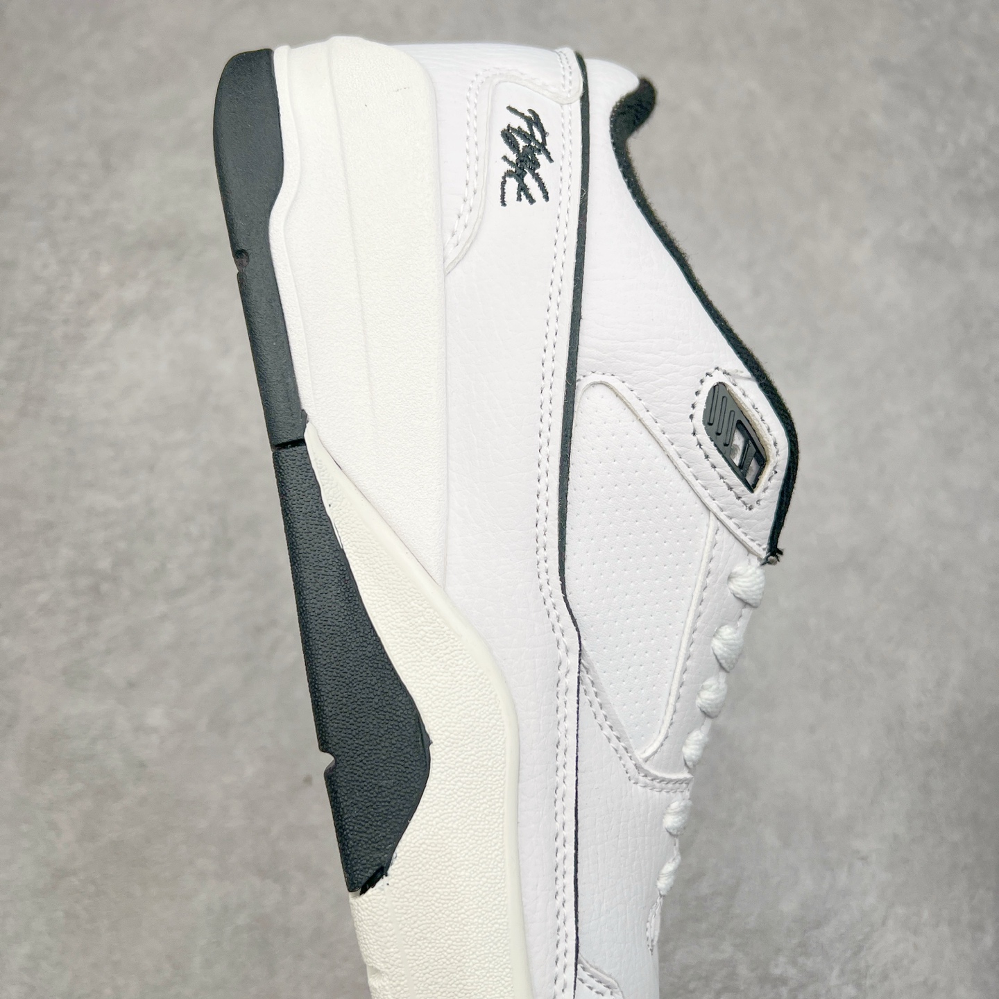 图片[6]-Jordan FLIGHT COURT AJ舒适百搭防滑耐磨低帮复古篮球鞋 HF3255-100 实拍调校N版已经零色差零失真 百分百还原实物色彩所见即所得 不存在货不对板色差等低级问题 选购参考实物拍摄 不混卖不参货 只用心做好货严格选品 承诺混一赔十 尺码：36 36.5 37.5 38 38.5 39 40 40.5 41 42 42.5 43 44 44.5 45-选品中心