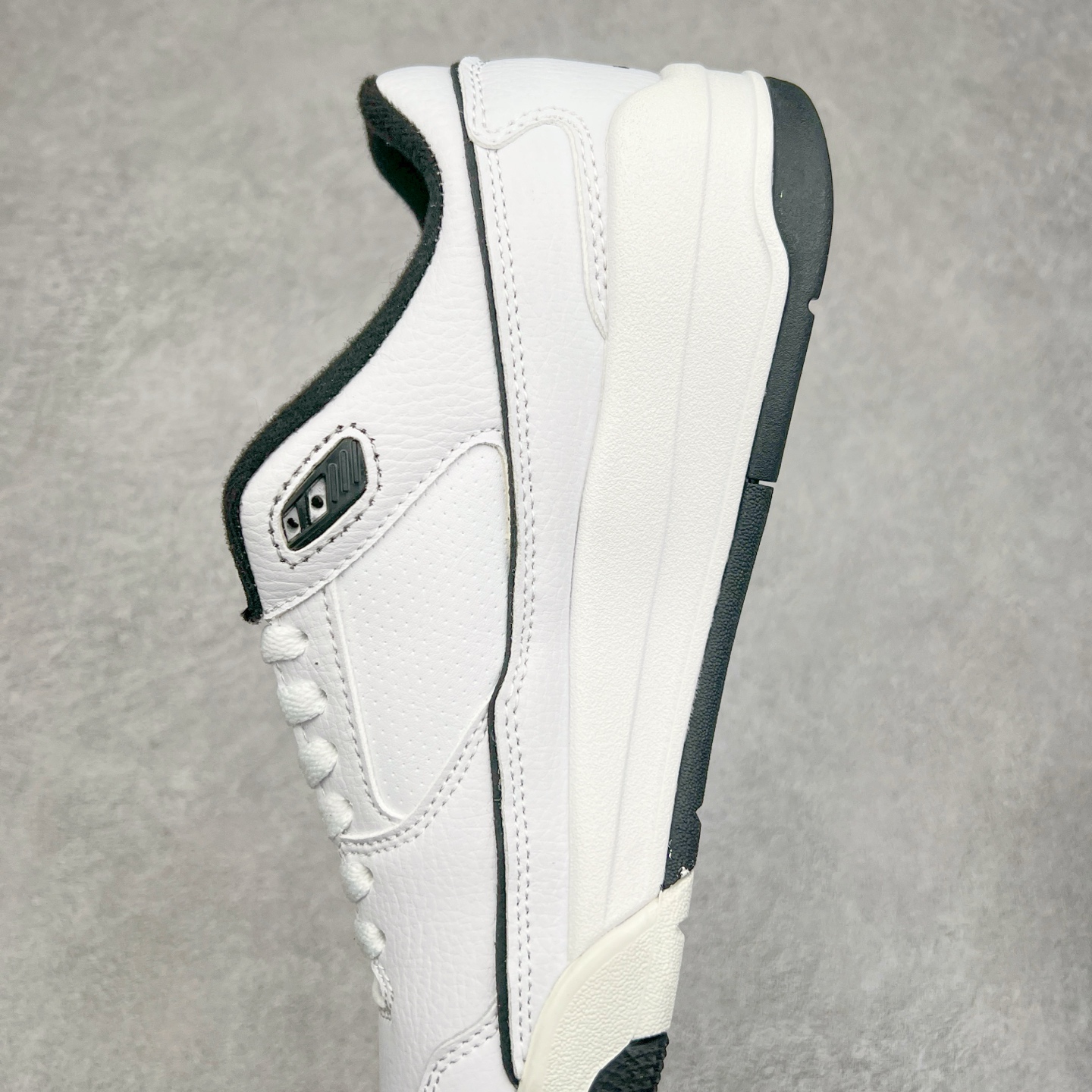 图片[7]-Jordan FLIGHT COURT AJ舒适百搭防滑耐磨低帮复古篮球鞋 HF3255-100 实拍调校N版已经零色差零失真 百分百还原实物色彩所见即所得 不存在货不对板色差等低级问题 选购参考实物拍摄 不混卖不参货 只用心做好货严格选品 承诺混一赔十 尺码：36 36.5 37.5 38 38.5 39 40 40.5 41 42 42.5 43 44 44.5 45-选品中心