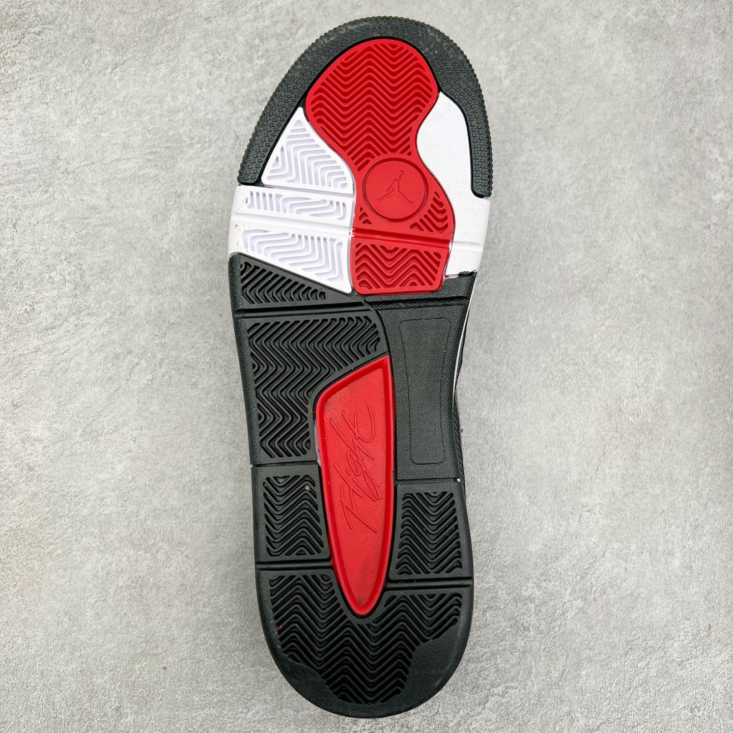 图片[9]-Jordan FLIGHT COURT AJ舒适百搭防滑耐磨低帮复古篮球鞋 HF3255-003 实拍调校N版已经零色差零失真 百分百还原实物色彩所见即所得 不存在货不对板色差等低级问题 选购参考实物拍摄 不混卖不参货 只用心做好货严格选品 承诺混一赔十 尺码：36 36.5 37.5 38 38.5 39 40 40.5 41 42 42.5 43 44 44.5 45-选品中心