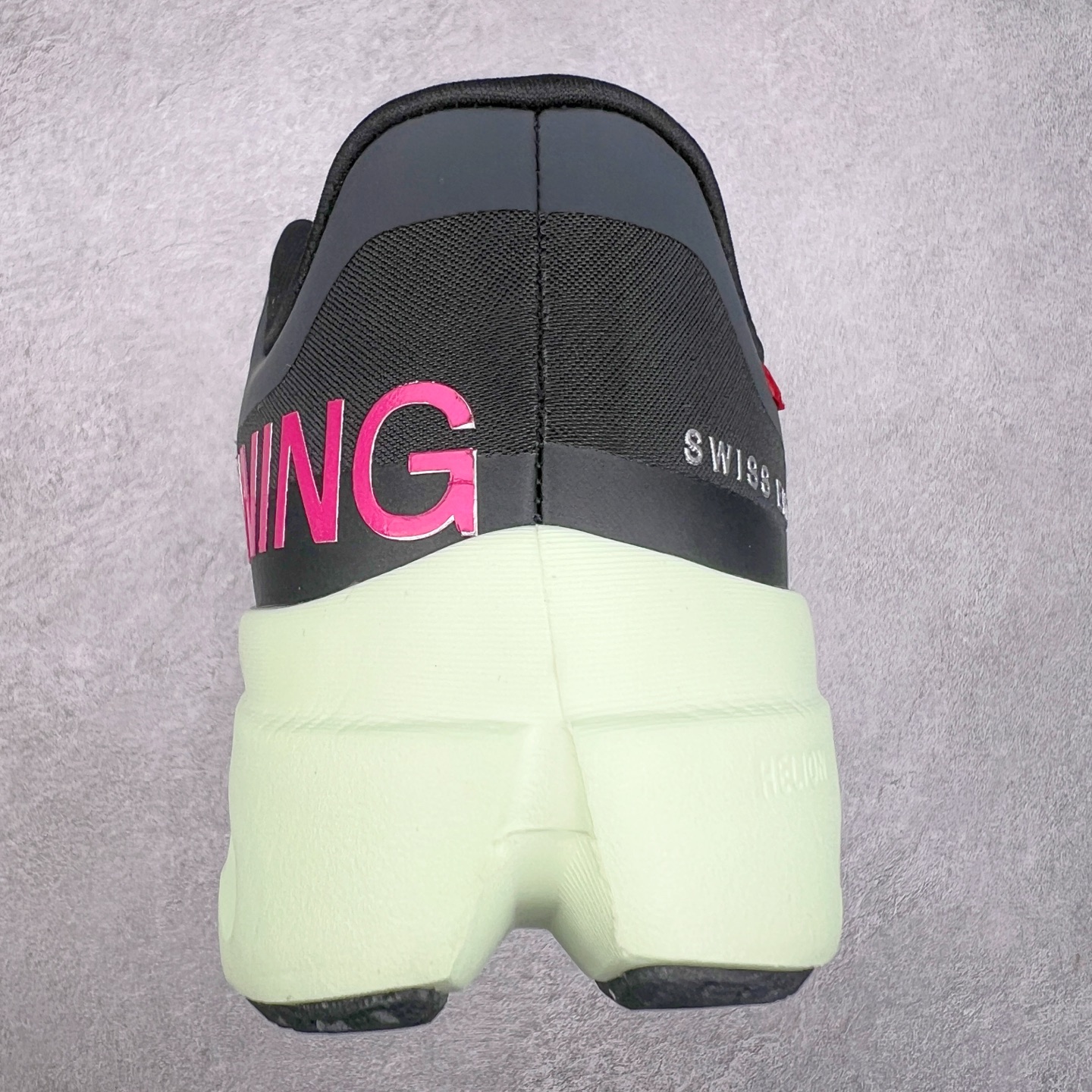 图片[8]-On Cloudsurfer Next 舒适百搭防滑耐磨低帮休闲跑步鞋 昂跑运动品牌 开创于2010年 缓震着陆、强效回弹、轻柔质感的设计构思始终是ON研制关键 与此同时基于“为全球提供革新性的跑步感受”信念 陆续推出了多款跑鞋及其以专业运动人体跑步工程学为设计关键的功能性跑步服饰设备 让跑者不费力气地畅快畅跑 尺码：36 36.5 37.5 38 38.5 39 40 40.5 41 42 42.5 43 44 44.5 45-选品中心