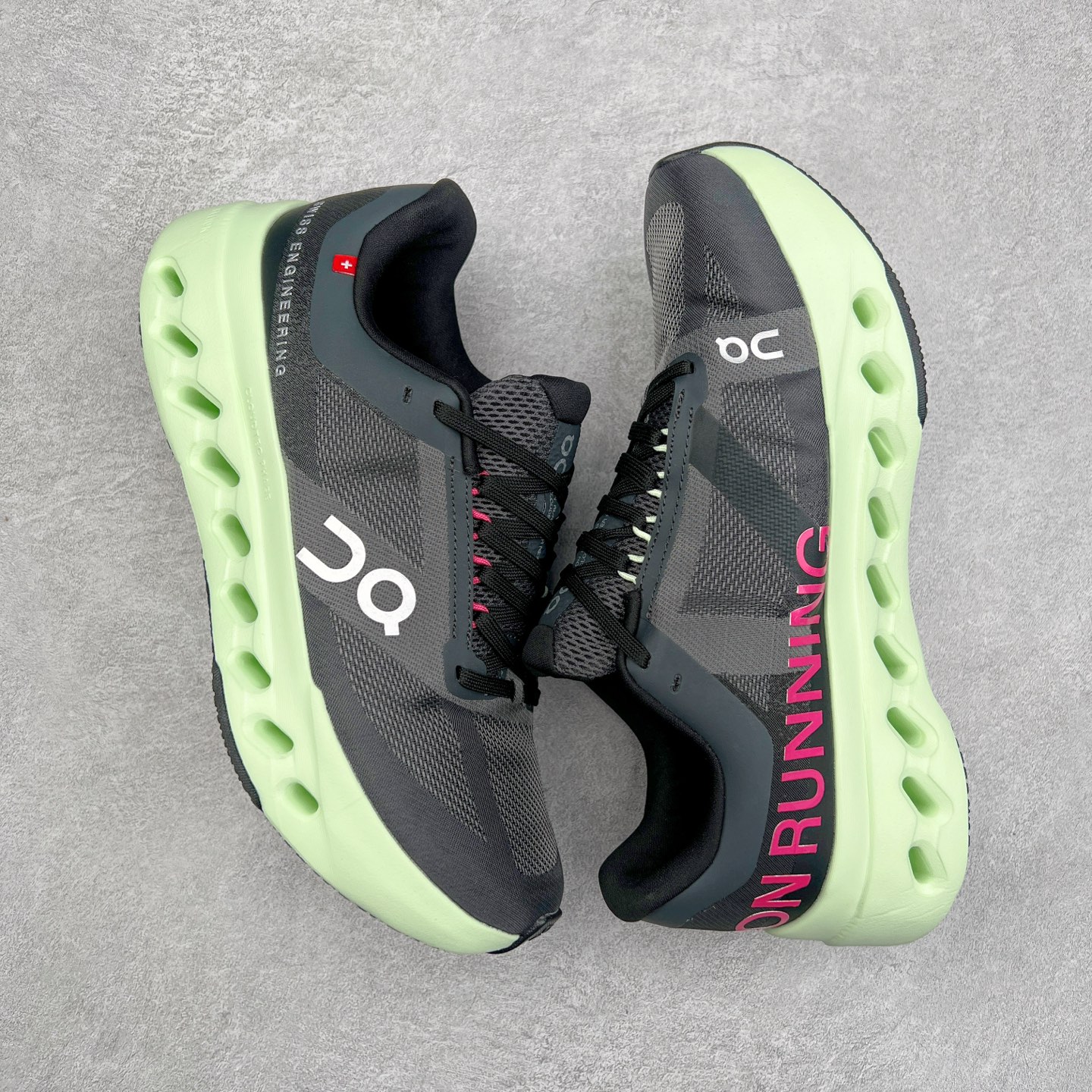 图片[3]-On Cloudsurfer Next 舒适百搭防滑耐磨低帮休闲跑步鞋 昂跑运动品牌 开创于2010年 缓震着陆、强效回弹、轻柔质感的设计构思始终是ON研制关键 与此同时基于“为全球提供革新性的跑步感受”信念 陆续推出了多款跑鞋及其以专业运动人体跑步工程学为设计关键的功能性跑步服饰设备 让跑者不费力气地畅快畅跑 尺码：36 36.5 37.5 38 38.5 39 40 40.5 41 42 42.5 43 44 44.5 45-选品中心