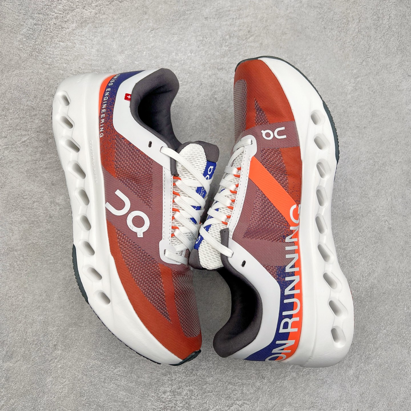 图片[3]-On Cloudsurfer Next 舒适百搭防滑耐磨低帮休闲跑步鞋 昂跑运动品牌 开创于2010年 缓震着陆、强效回弹、轻柔质感的设计构思始终是ON研制关键 与此同时基于“为全球提供革新性的跑步感受”信念 陆续推出了多款跑鞋及其以专业运动人体跑步工程学为设计关键的功能性跑步服饰设备 让跑者不费力气地畅快畅跑 尺码：36 36.5 37.5 38 38.5 39 40 40.5 41 42 42.5 43 44 44.5 45-选品中心