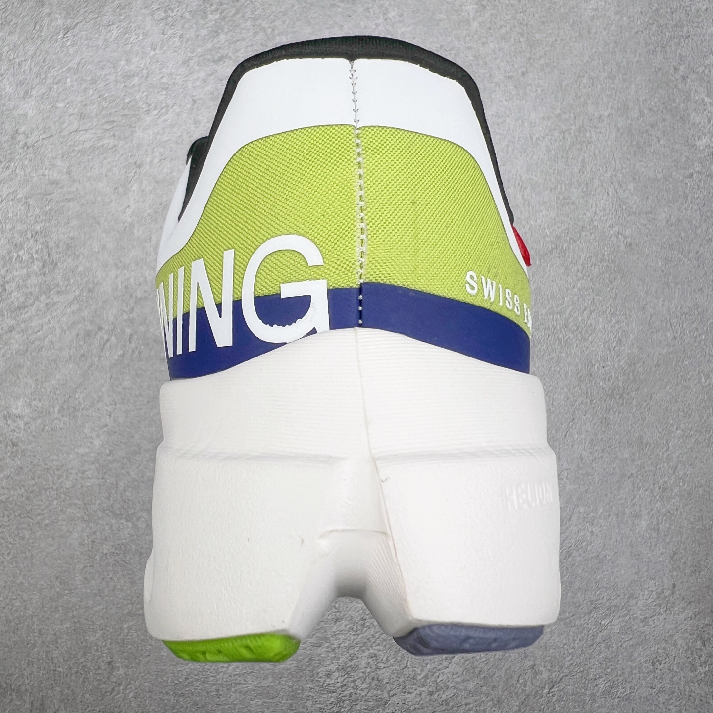 图片[8]-On Cloudsurfer Next 舒适百搭防滑耐磨低帮休闲跑步鞋 昂跑运动品牌 开创于2010年 缓震着陆、强效回弹、轻柔质感的设计构思始终是ON研制关键 与此同时基于“为全球提供革新性的跑步感受”信念 陆续推出了多款跑鞋及其以专业运动人体跑步工程学为设计关键的功能性跑步服饰设备 让跑者不费力气地畅快畅跑 尺码：36 36.5 37.5 38 38.5 39 40 40.5 41 42 42.5 43 44 44.5 45-选品中心