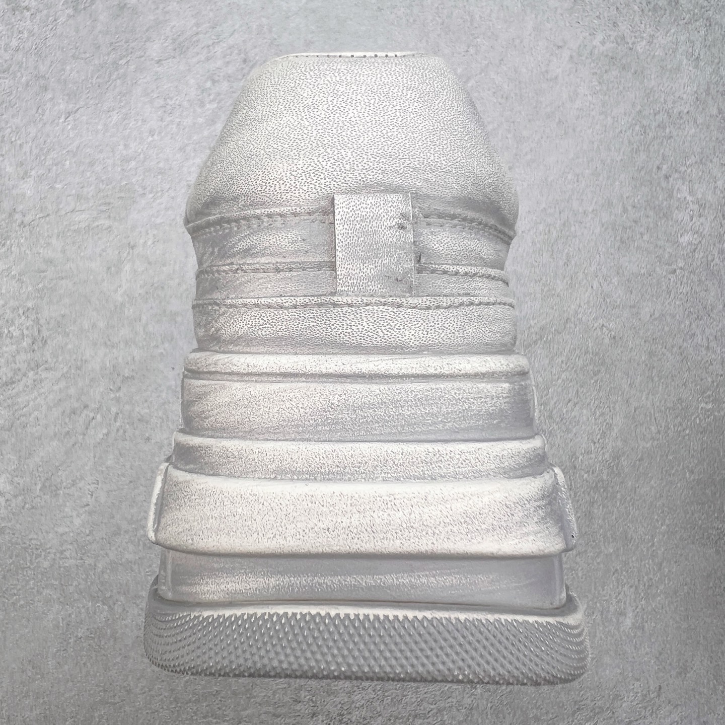 图片[8]-GG-CC Chunky Low安哥拉红休闲运动老爹鞋系列 广东大厂出品 完美细节 25ss春季新款 大长腿 时髦look轻松定格 不费力展现率性氛围 酷帅机能风不规则设计大底 GGCC 银灰红色拼色造型设计 轻便舒适百搭 不管怎么搭都敲好看~尺码：35 36 37 38 39 40-选品中心