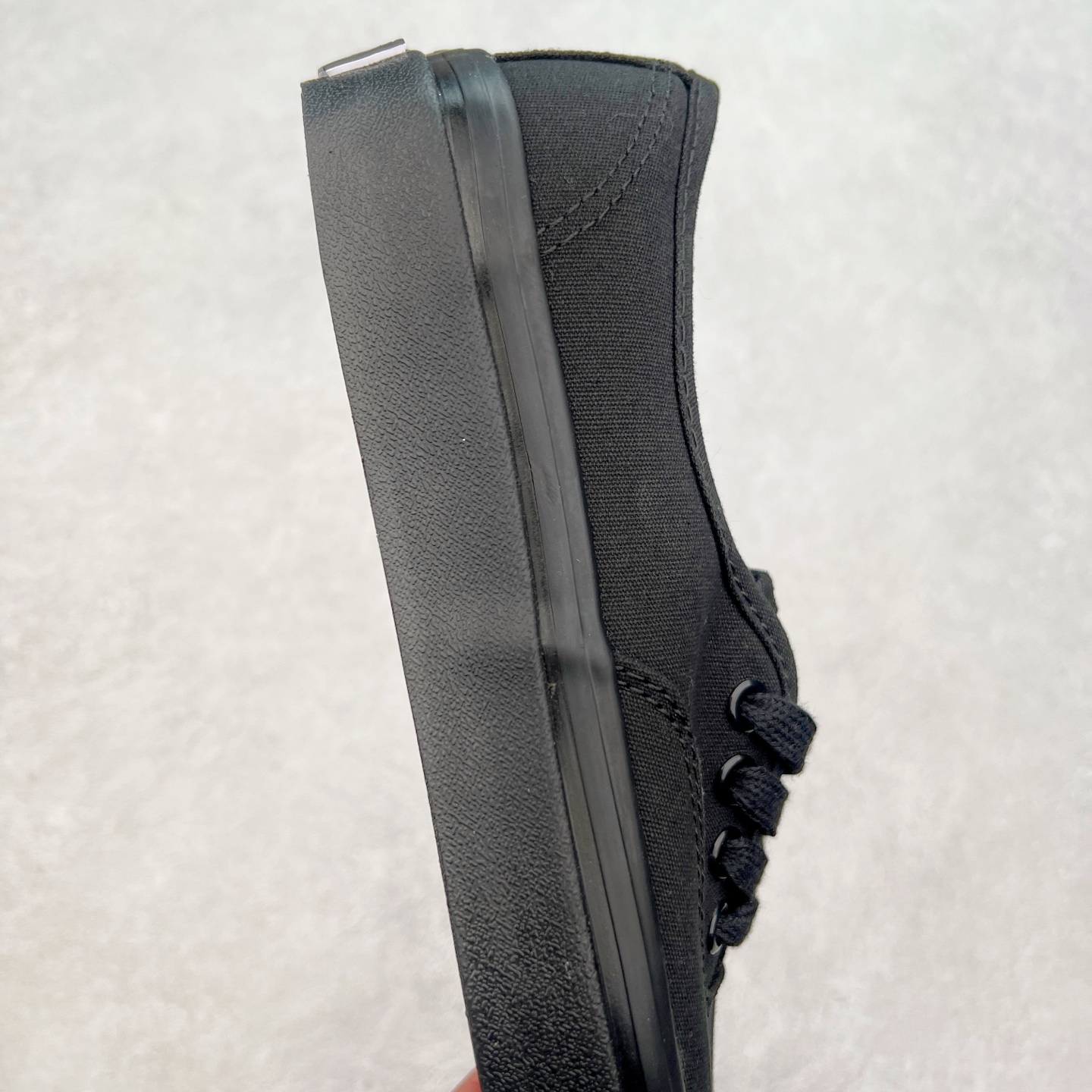 图片[6]-Vans Authentic REISSUE 44 范斯官方 舒适百搭低帮休闲帆布鞋 融合了Vans安纳海姆的复古属性 从鞋型和贴合度方面重塑鞋款 尺码：35 36 36.5 37 38 38.5 39 40 40.5 41 42 42.5 43 44-选品中心