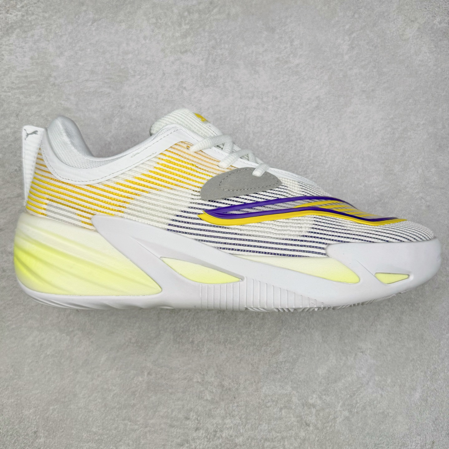 PUMA All-Pro Nitro 彪马舒适减震防滑耐磨 低帮篮球鞋 男女同款 实拍调校N版已经零色差零失真 百分百还原实物色彩所见即所得 不存在货不对板色差等低级问题 选购参考实物拍摄 不混卖不参货 只用心做好货严格选品 承诺混一赔十 尺码：39 40 40.5 41 42 42.5 43 44 44.5 45-选品中心