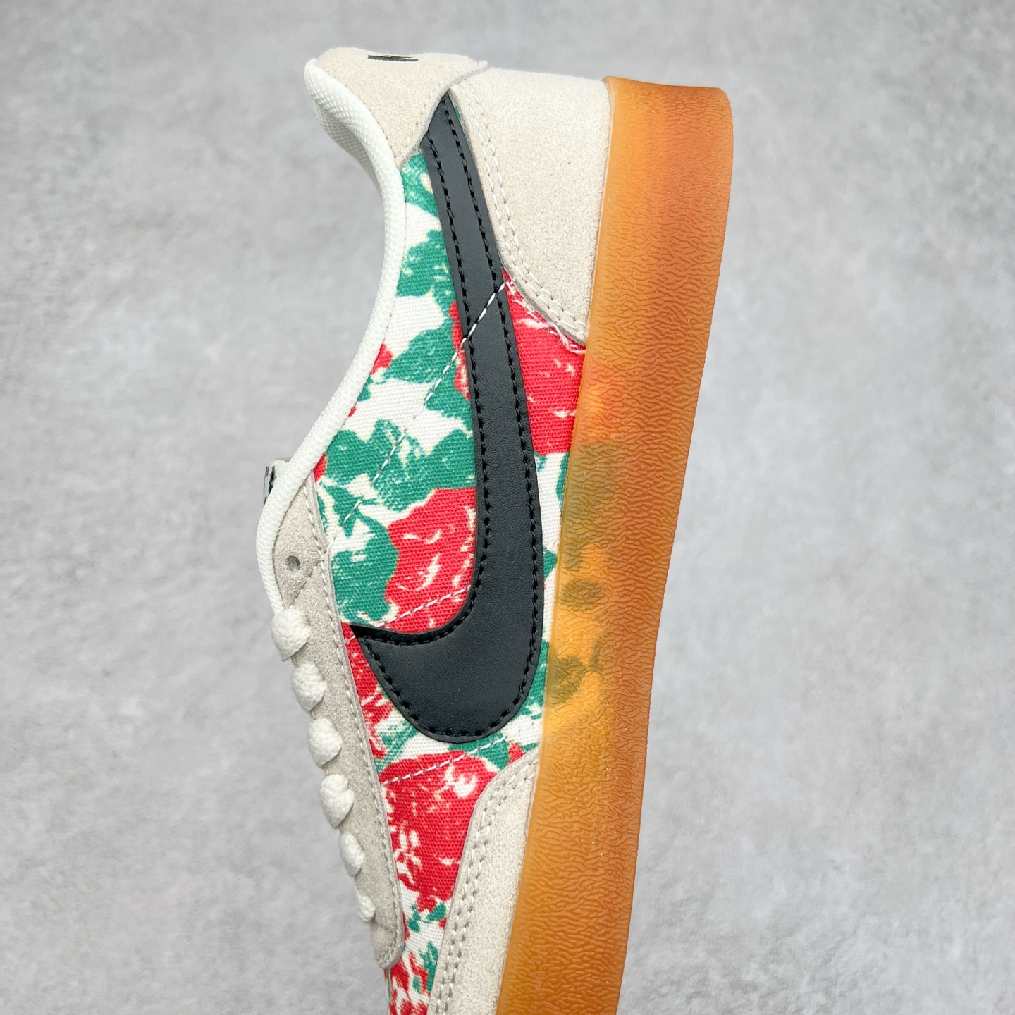 图片[7]-J.Crew x NK Killshot II Leather 联名复古板鞋 IF0672-101 采用米白色皮革制作鞋身 Swoosh 点缀其中 最后搭载棕色生胶大底 流露出满满的复古气气息 尺码：36 36.5 37.5 38 38.5 39 40 40.5 41 42 42.5 43 44 44.5 45-选品中心