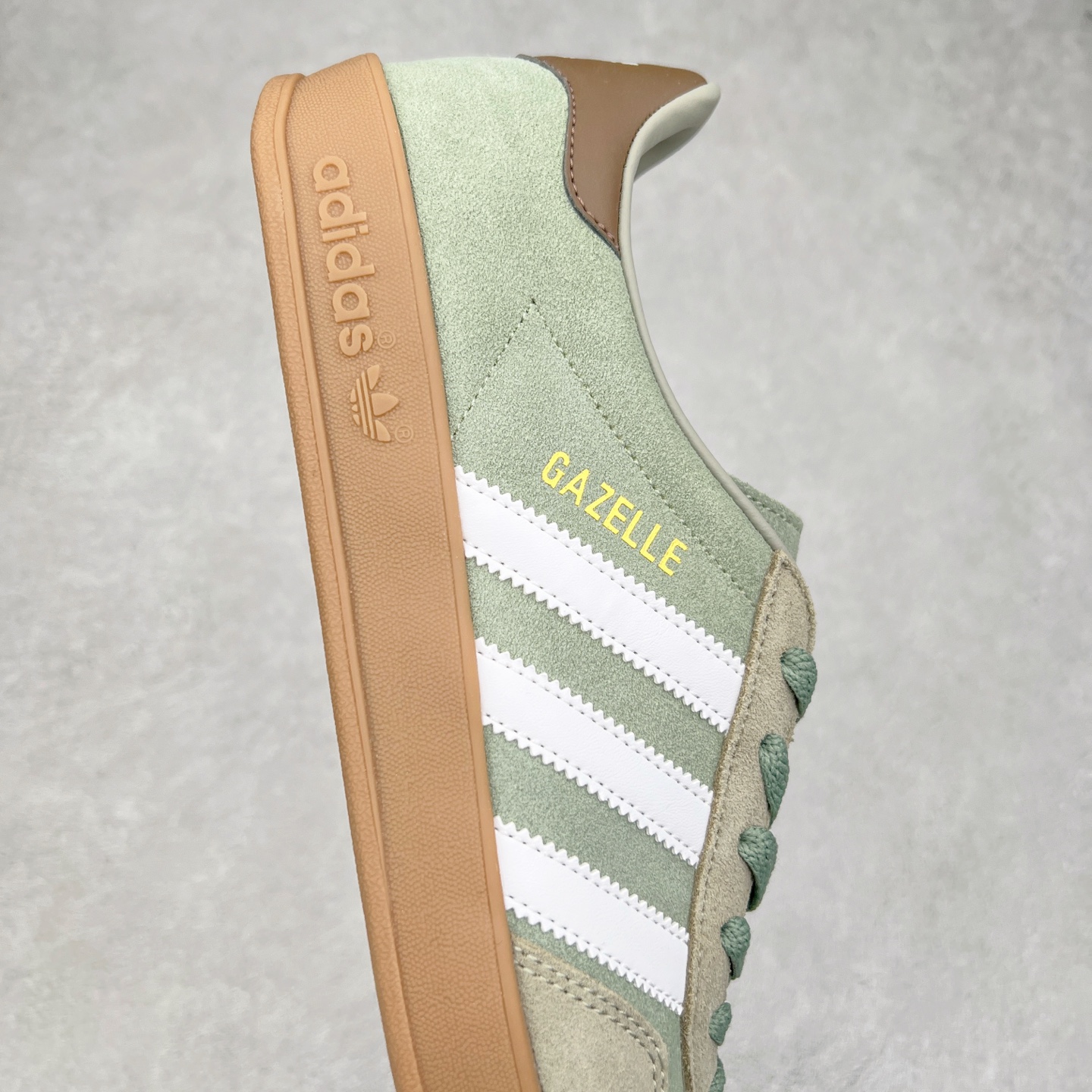 图片[6]-AD Gazelle Indoor Trainers 羚羊内训系列低帮复古百搭休闲运动德训风板鞋 JI3526 90年代经典的复刻版！自60年代以足球训练鞋面世以来,Gazelle就以其经典设计席卷全球。1991年版本的复刻,再造经典Gazelle。采用皮革打造,搭配浊色细节,让这款经典更加简约。尺码：36 36⅔ 37⅓ 38 38⅔ 39⅓ 40 40⅔ 41⅓ 42 42⅔ 43⅓ 44⅓ 44⅔ 45-选品中心